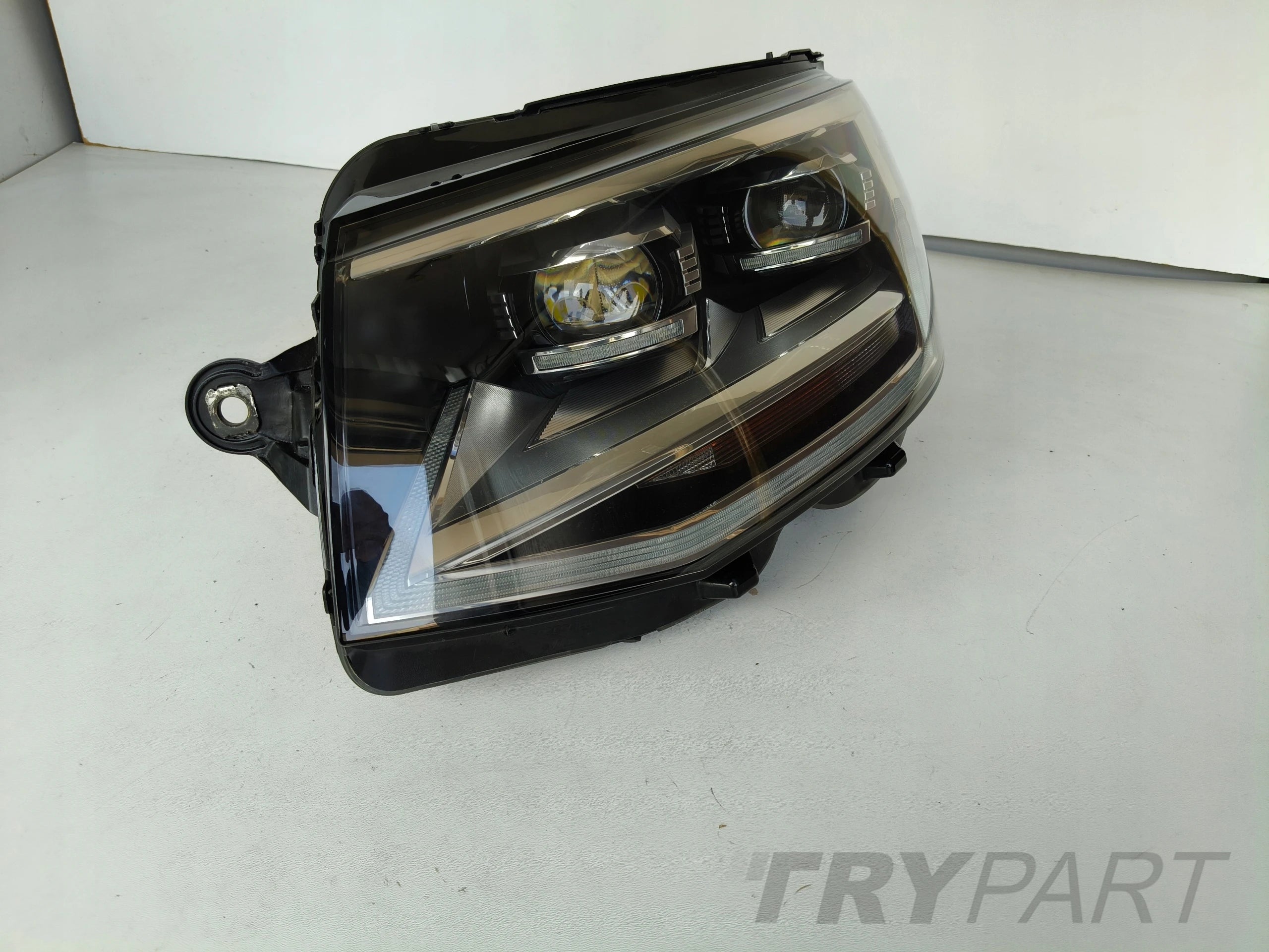 LEFT HEADLIGHT LAMP VW T6 7E 7E0 15- FULL LED