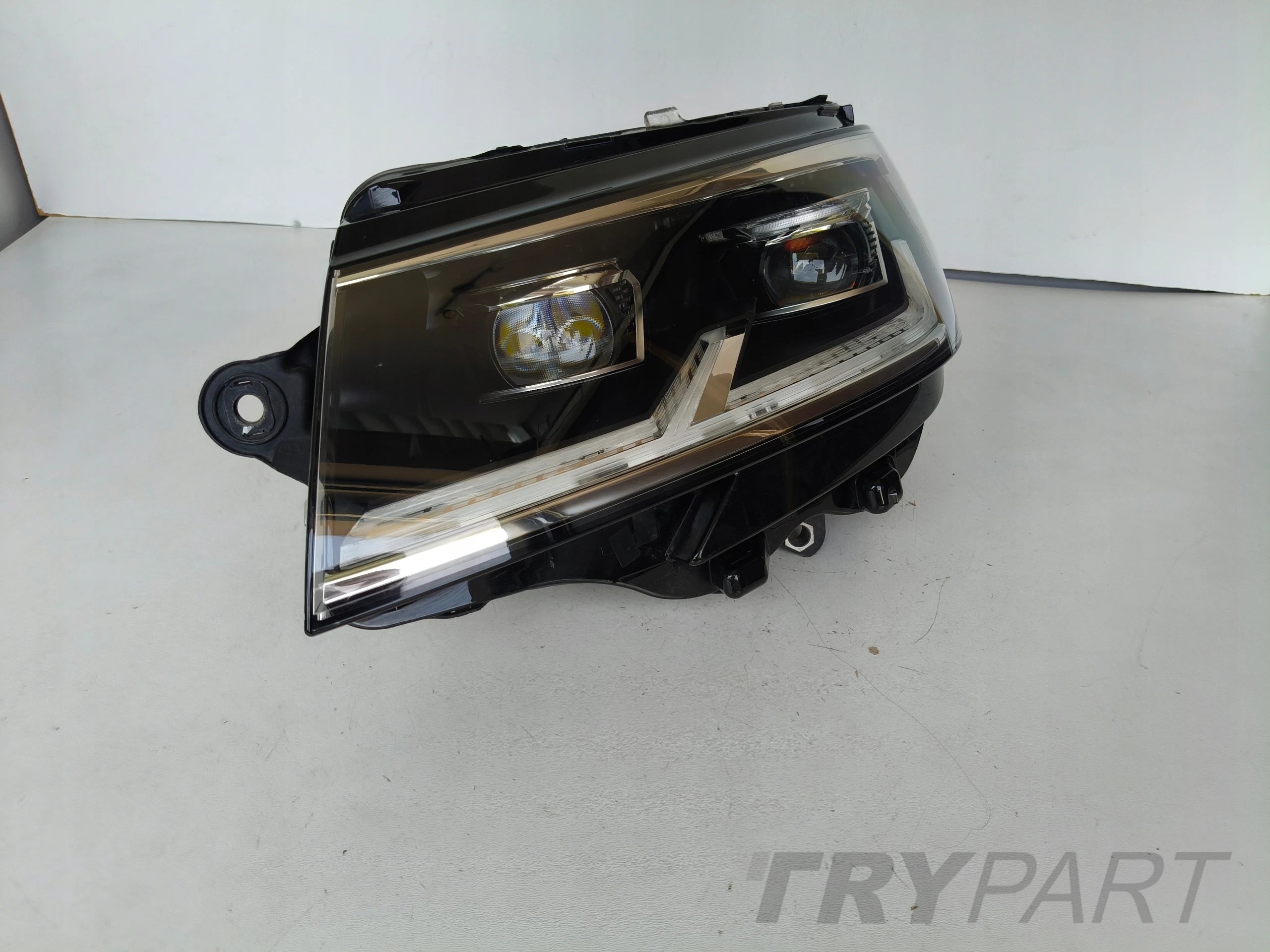 LEFT HEADLIGHT LAMP VW T6 T6.1 7L 7LA 19- LIFT FULL LED