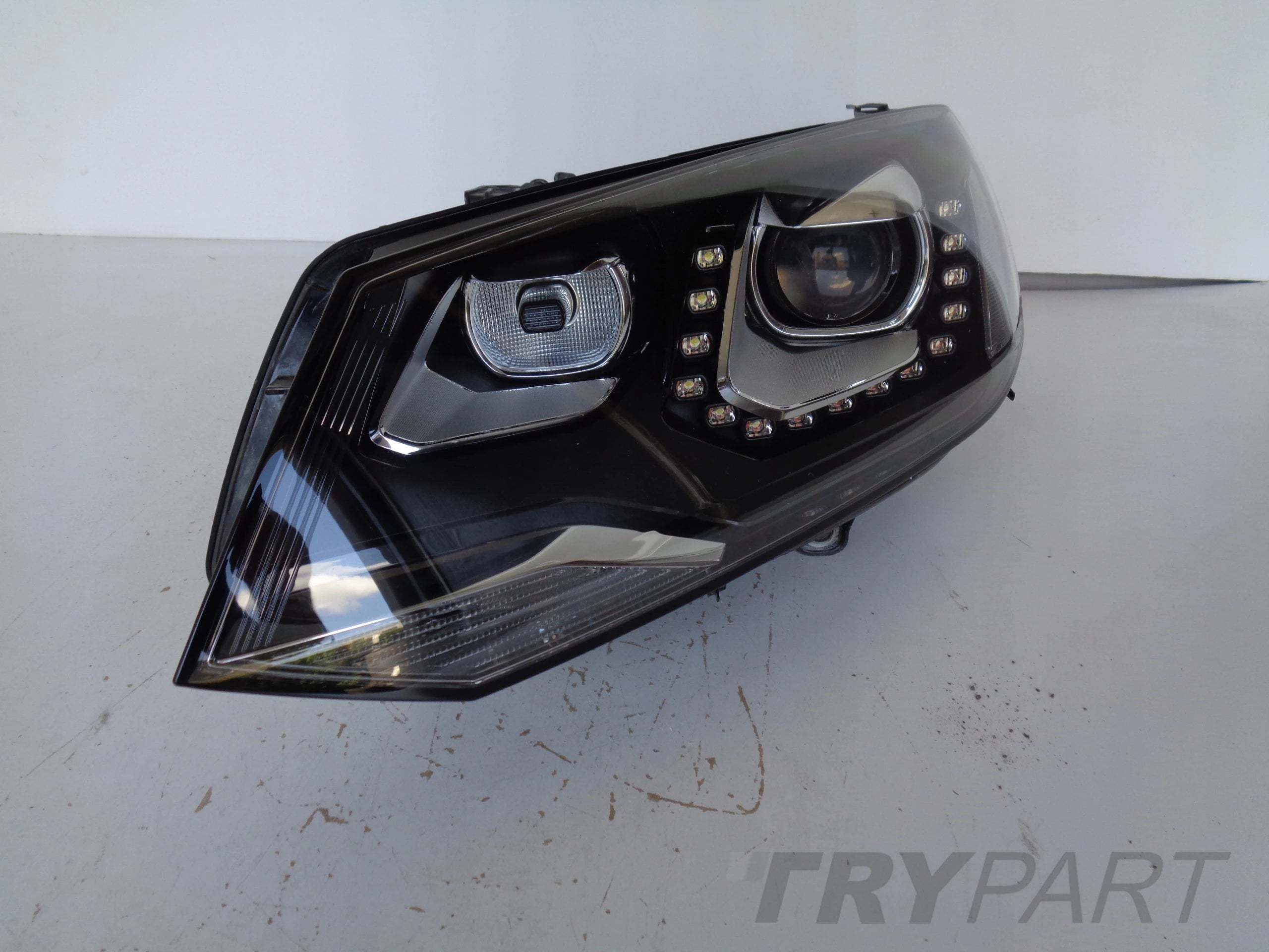 LEFT HEADLIGHT LAMP VW TOUAREG 7P6 10-14 XENON LED ADAPTIVE