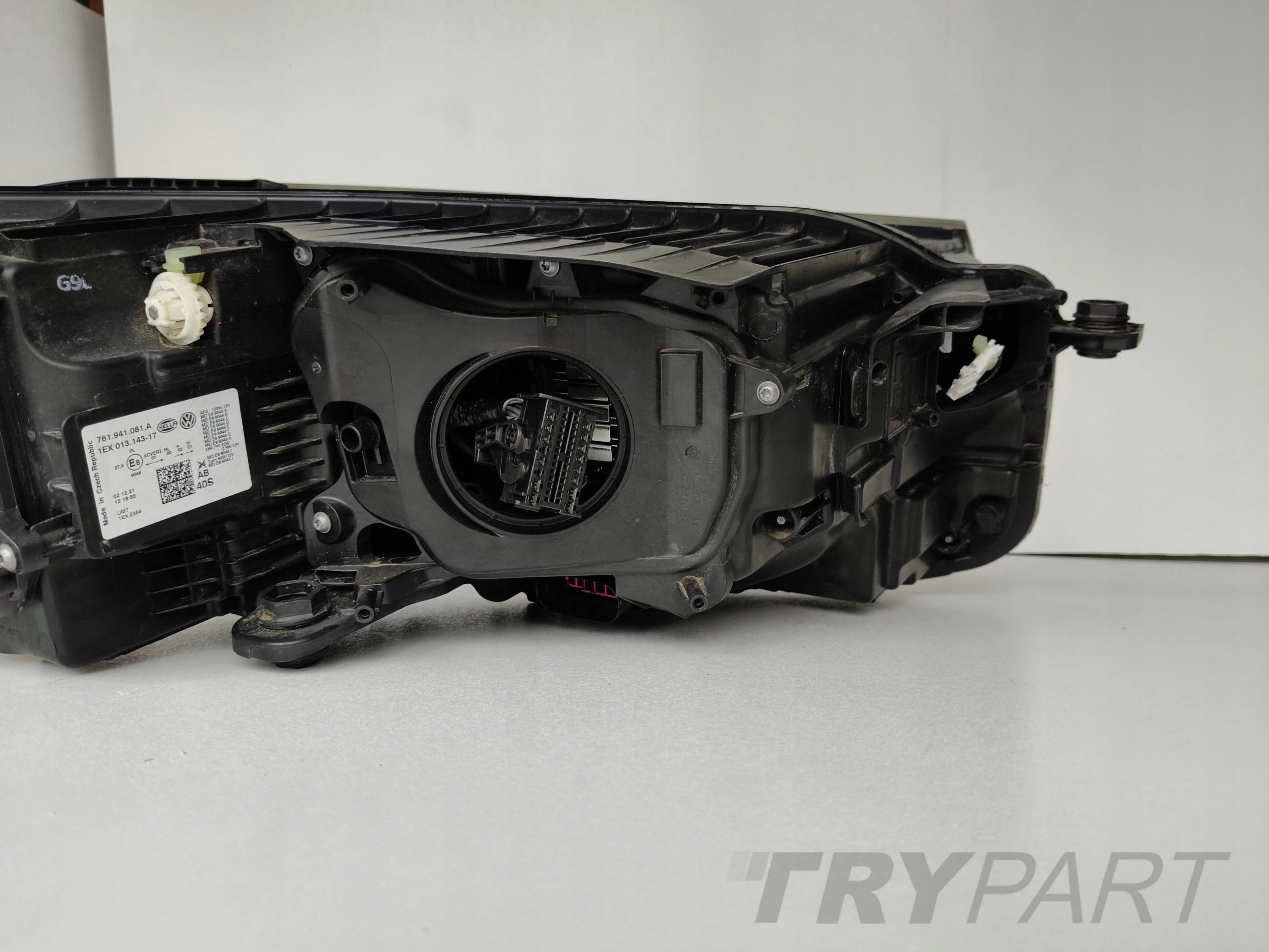 LEFT HEADLIGHT LAMP VW TOUAREG III 760 18- R-LINE FULL LED