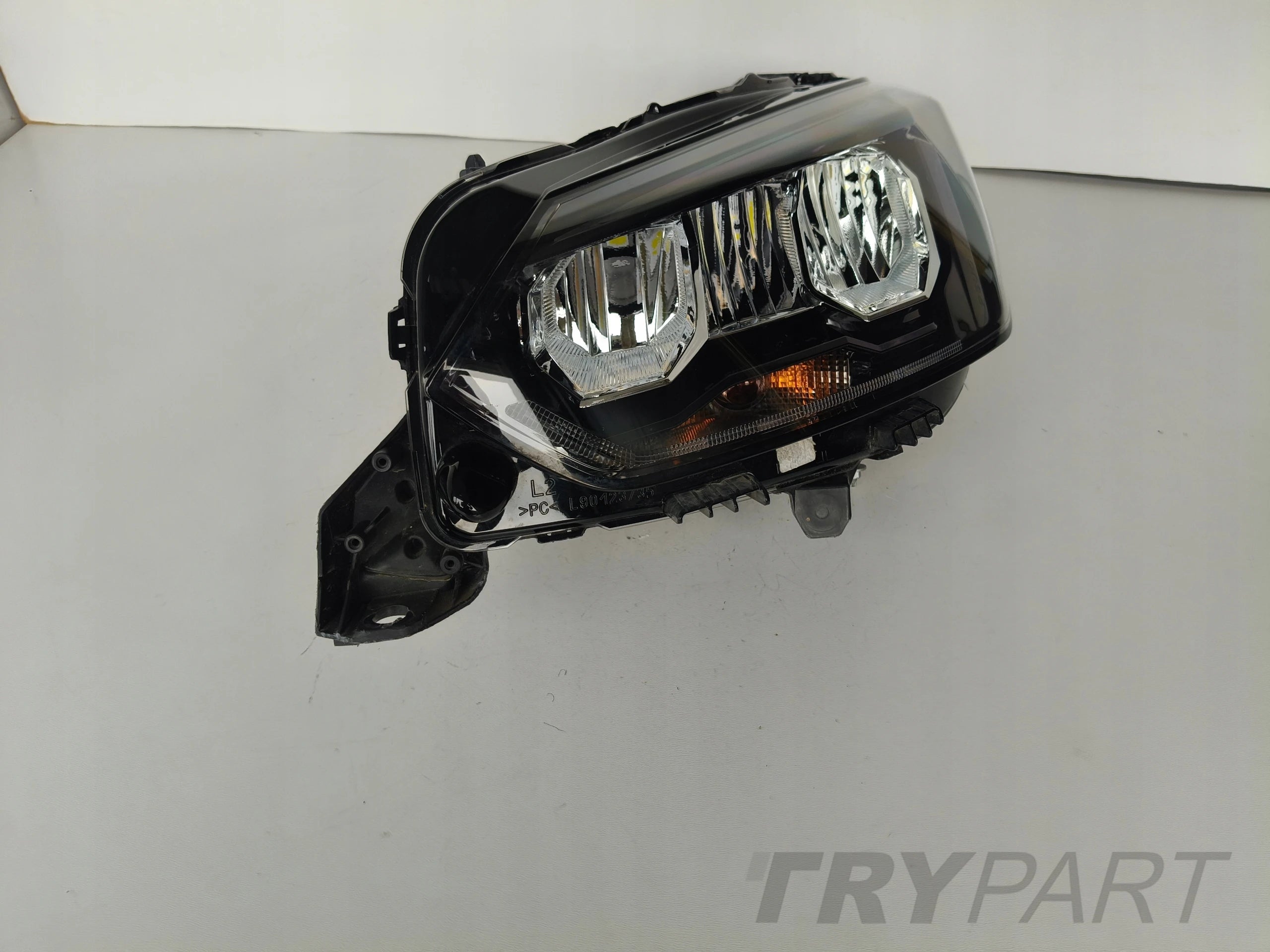LEFT HEADLIGHT LAMPS PEUGEOT 208 II 19- FULL LED