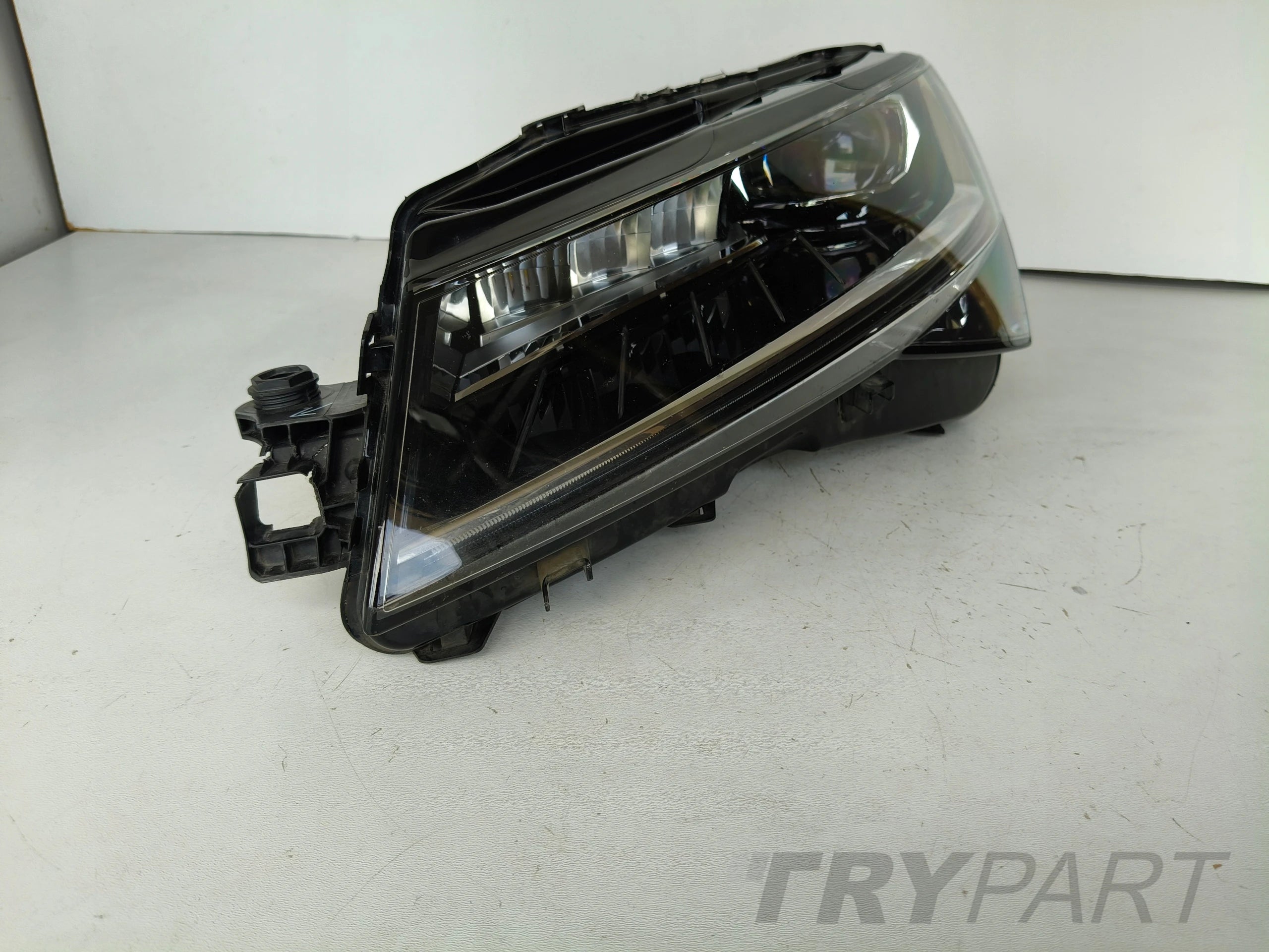 LEFT HEADLIGHT LAMPS SKODA SUPERB III 3 3V 3V0 19- FACELIFT FULL LED