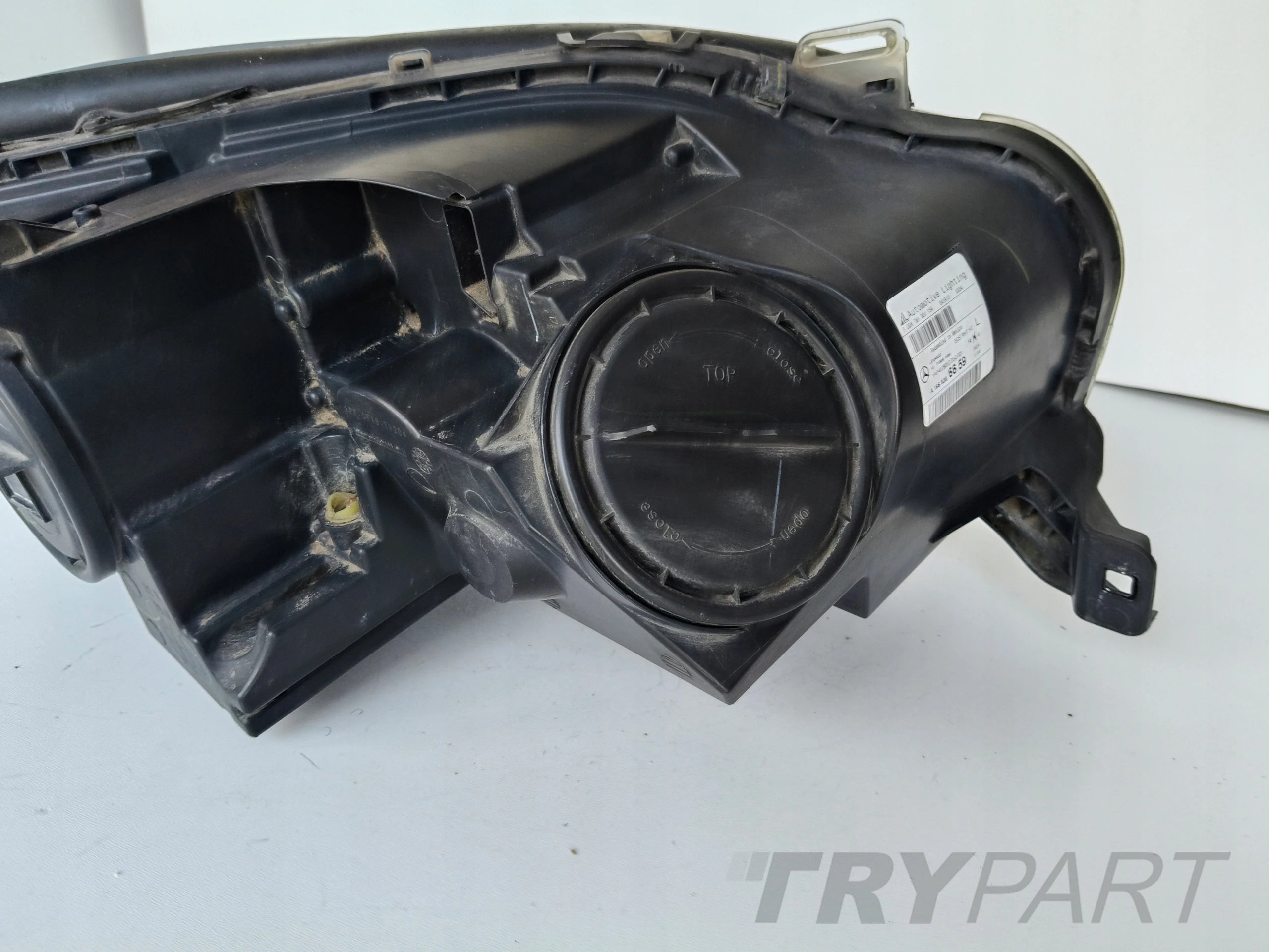 LEFT HEADLIGHT MERCEDES ML W166 11-