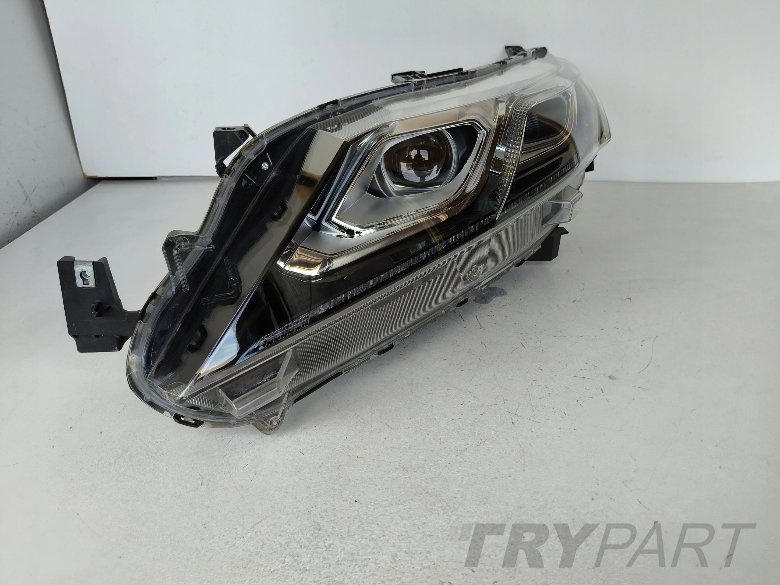 LEFT HEADLIGHT MITSUBISHI ECLIPSE CROSS 17- FULL LED
