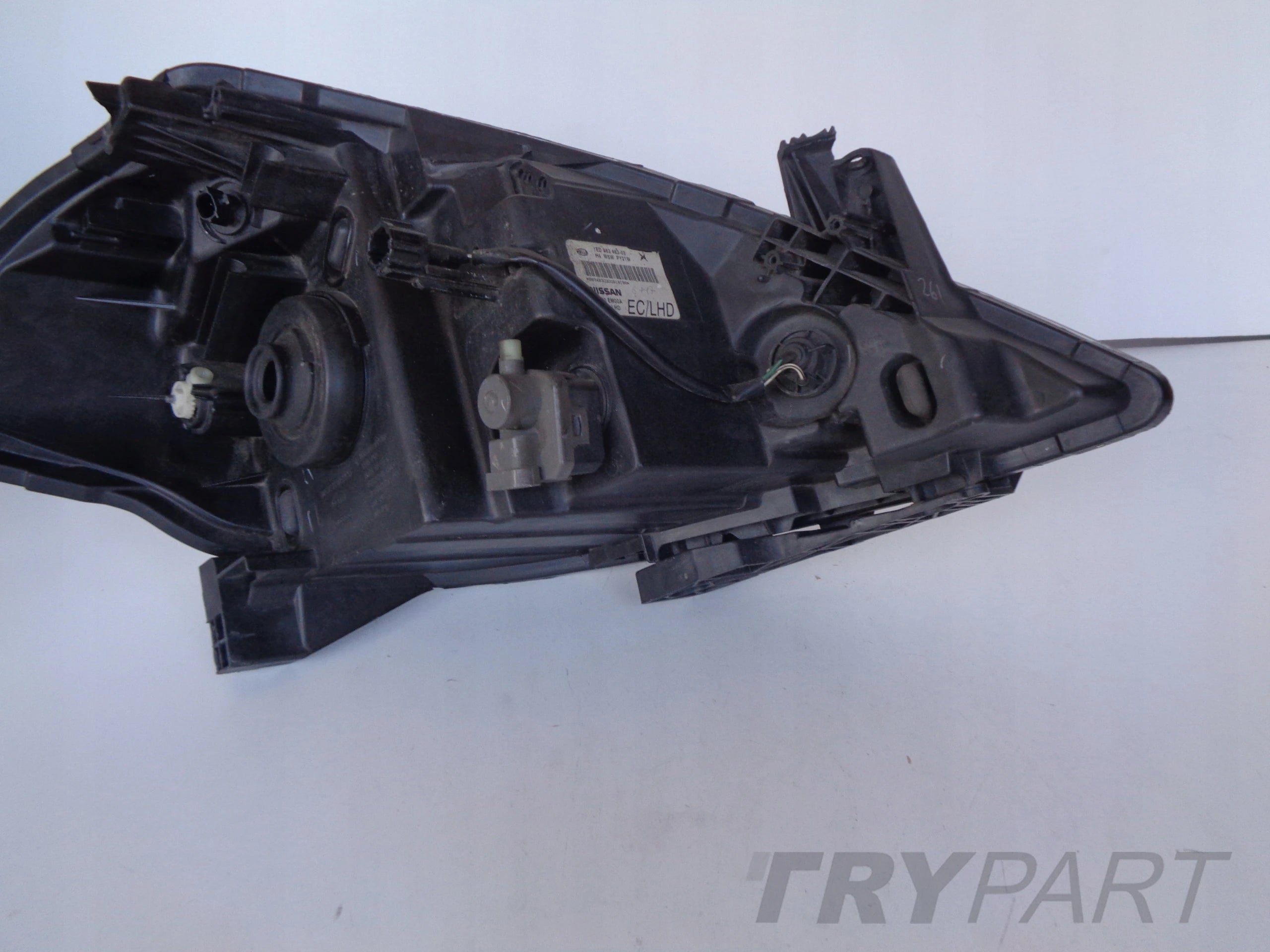 LEFT HEADLIGHT NISSAN TIIDA 07-