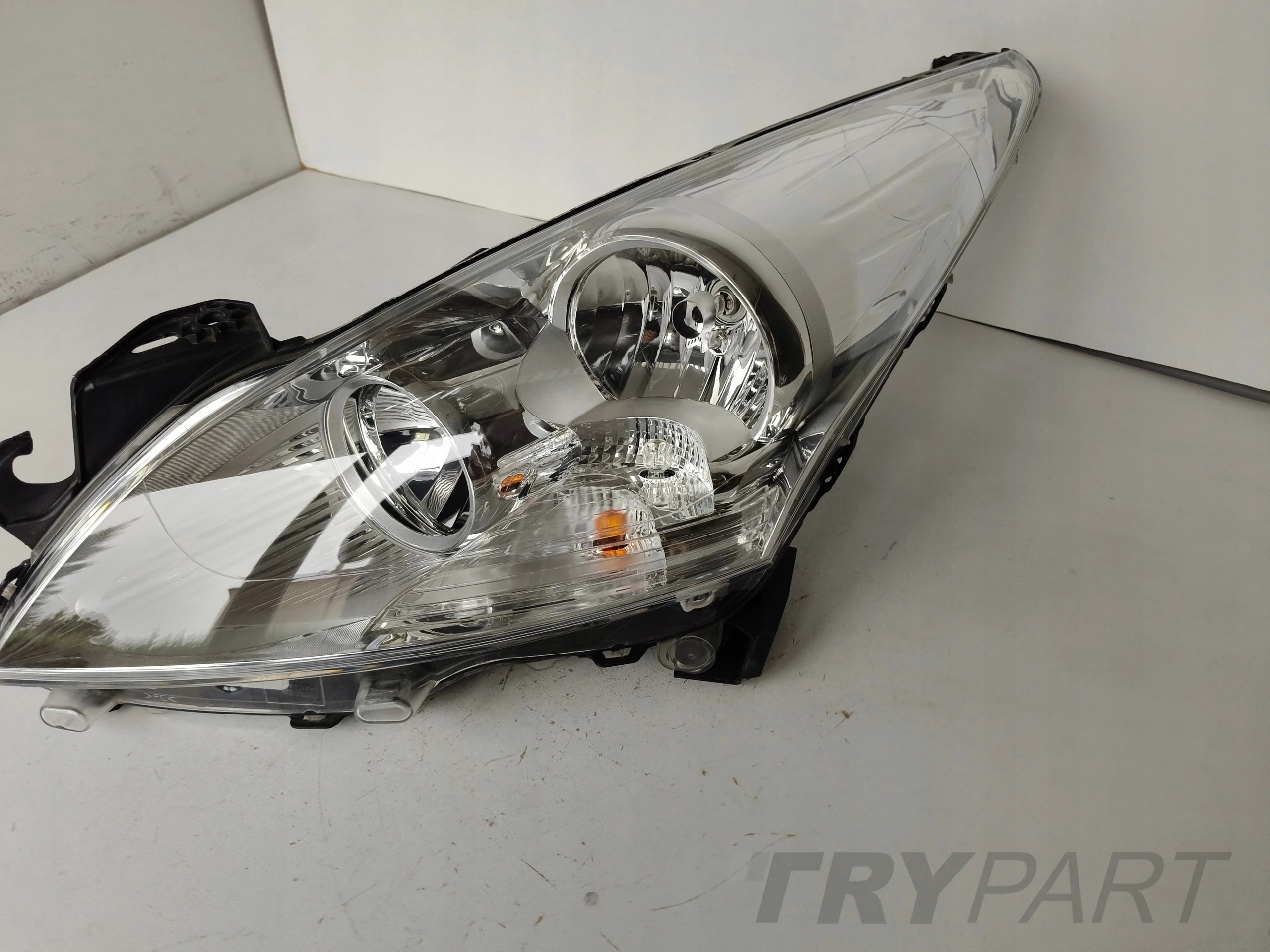 LEFT HEADLIGHT PEUGEOT 3008 09-13