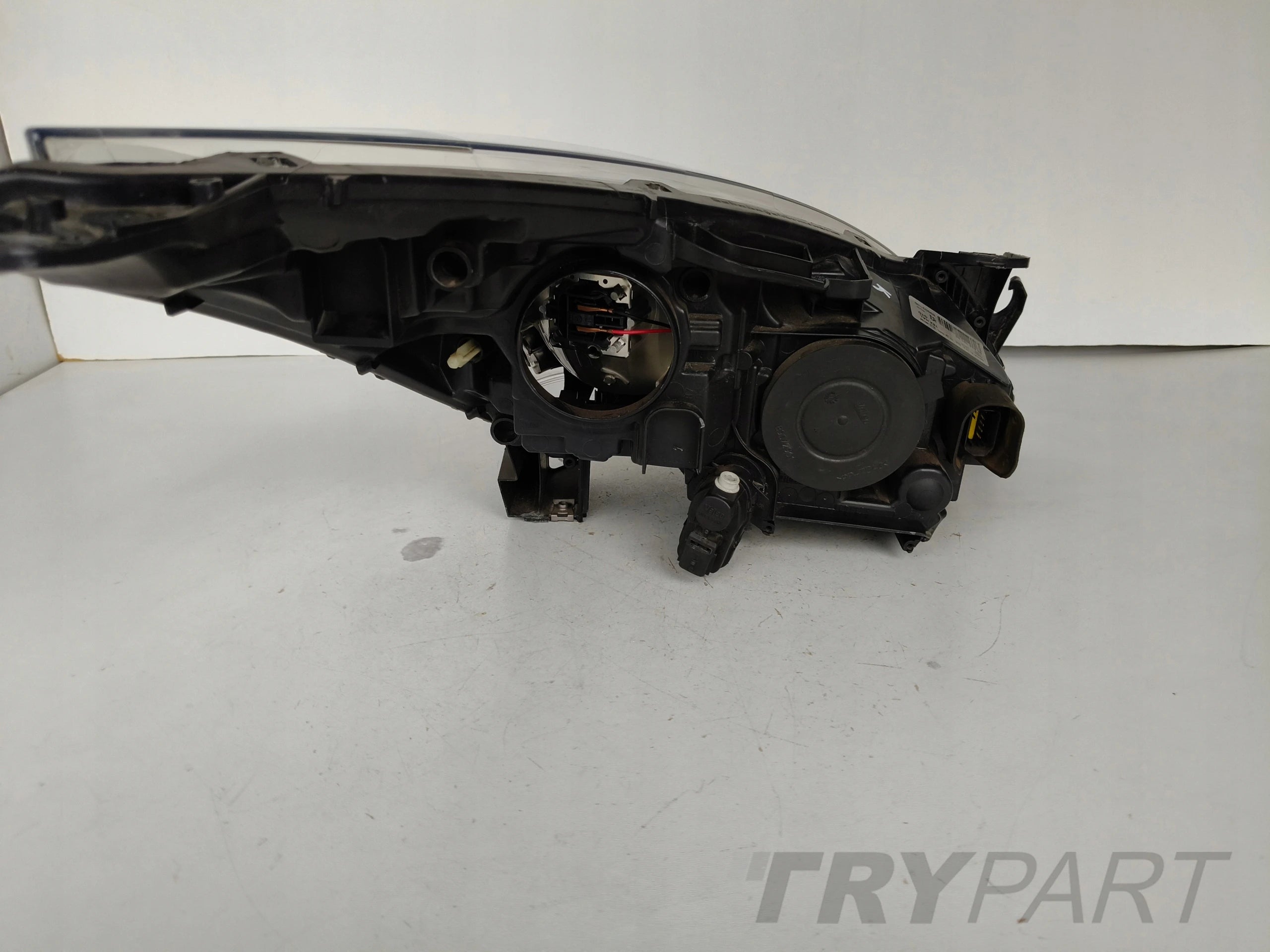 LEFT HEADLIGHT PEUGEOT 3008 09-13