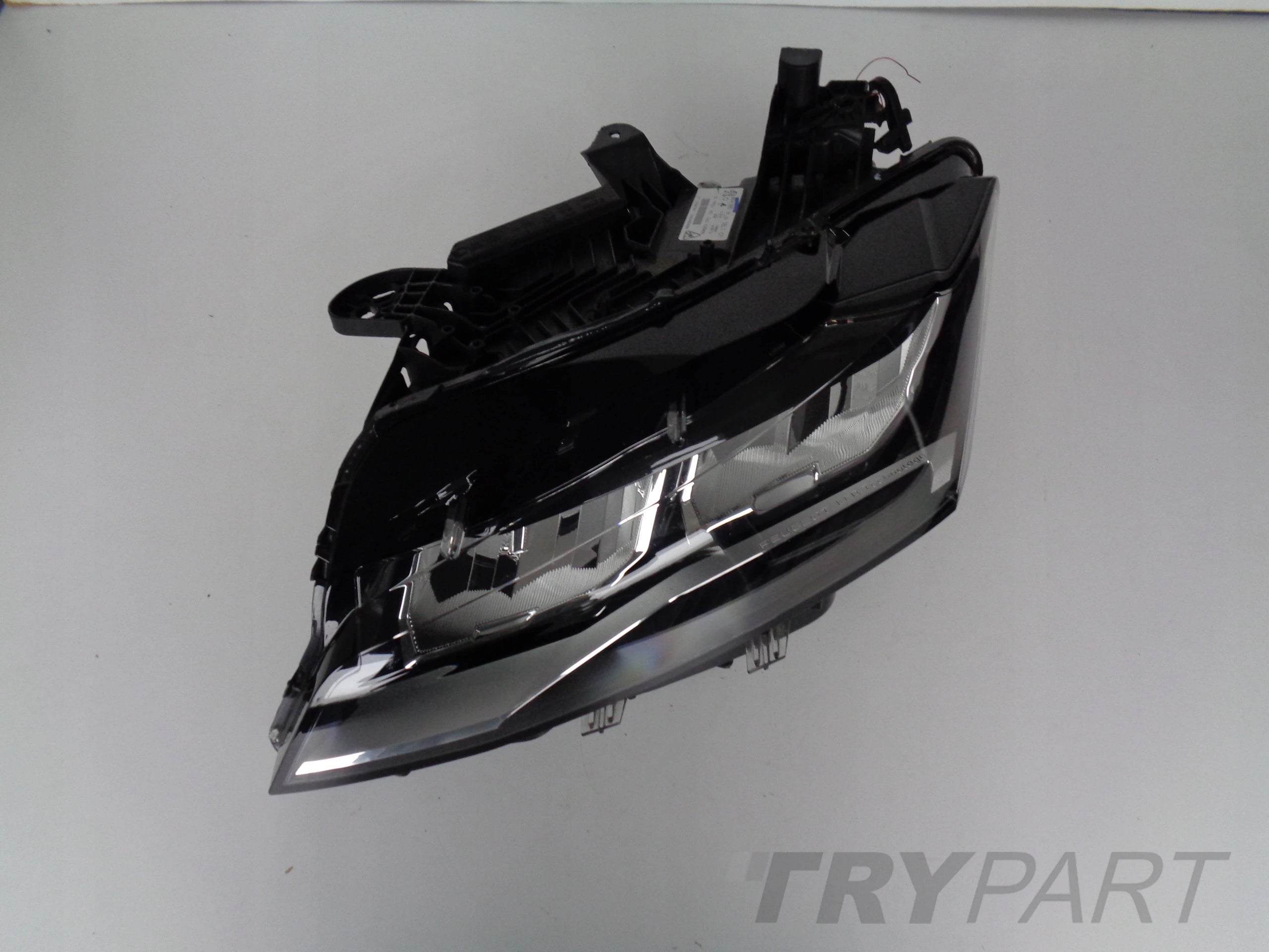 LEFT HEADLIGHT PEUGEOT 308 III 22- FULL LED