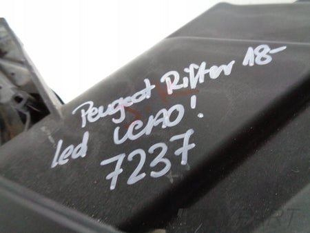 LEFT HEADLIGHT PEUGEOT RIFTER 18- LED