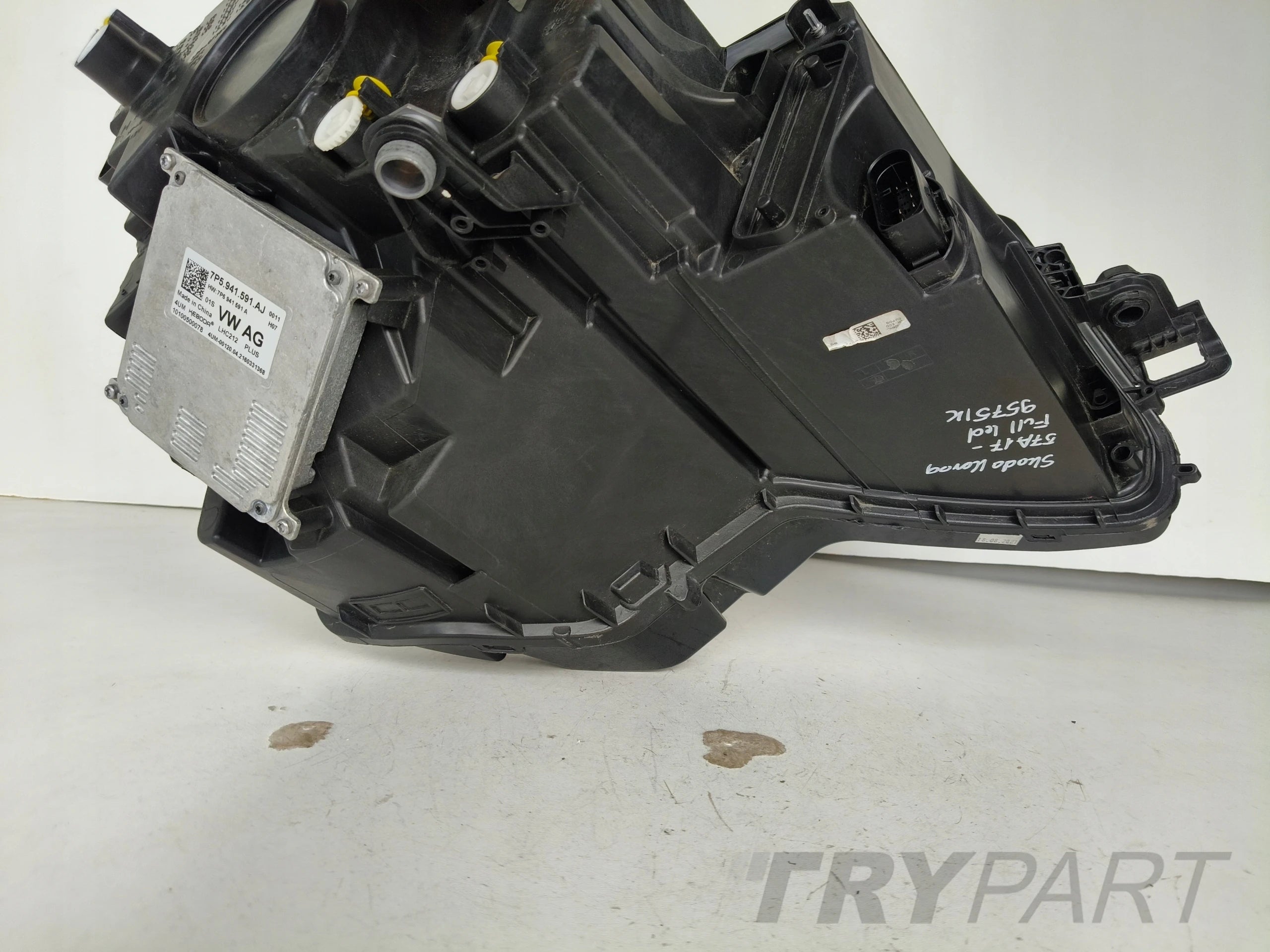 LEFT HEADLIGHT SKODA KAROQ 57A 17- FULL LED