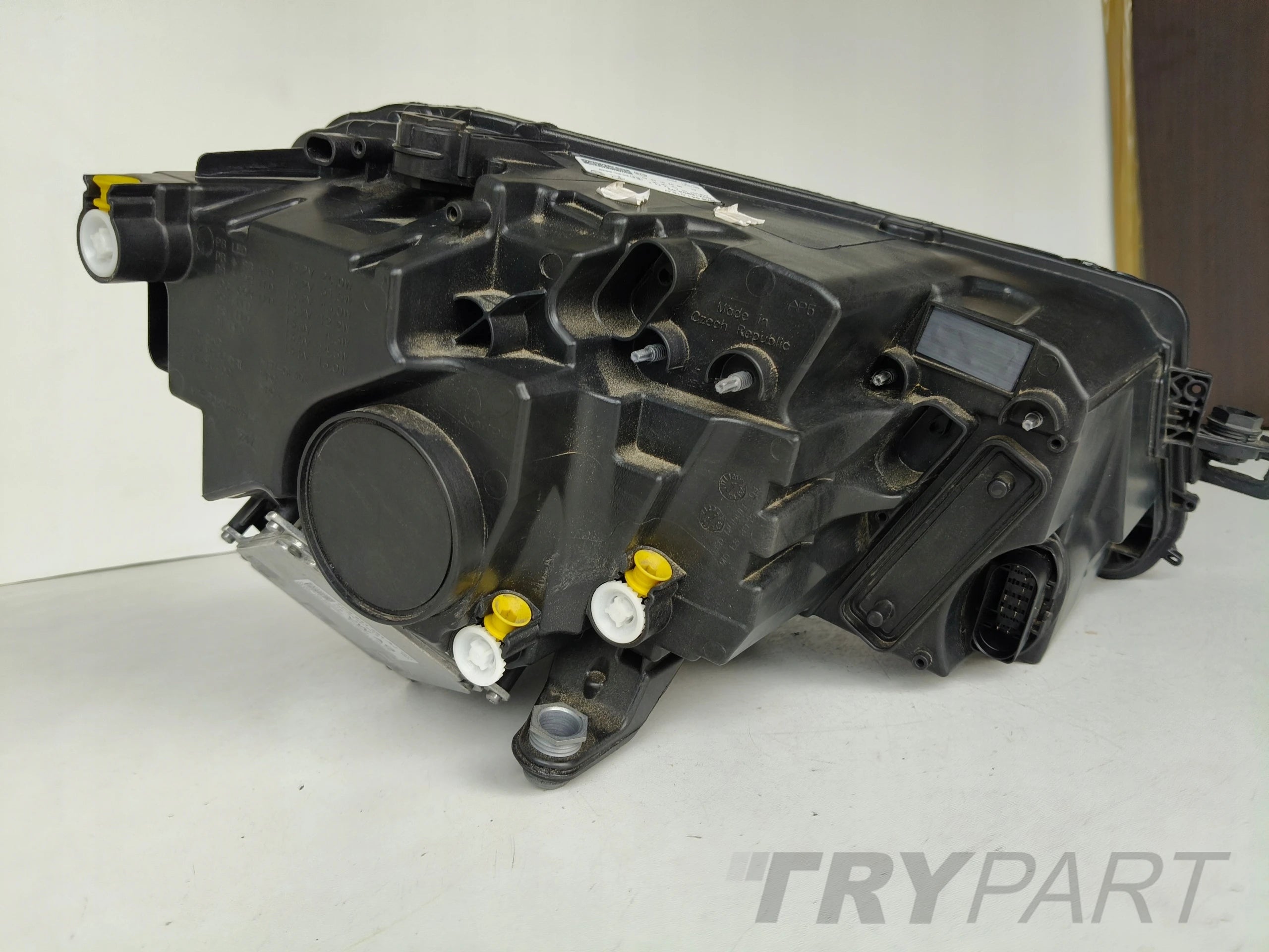 LEFT HEADLIGHT SKODA KAROQ 57A 17- FULL LED