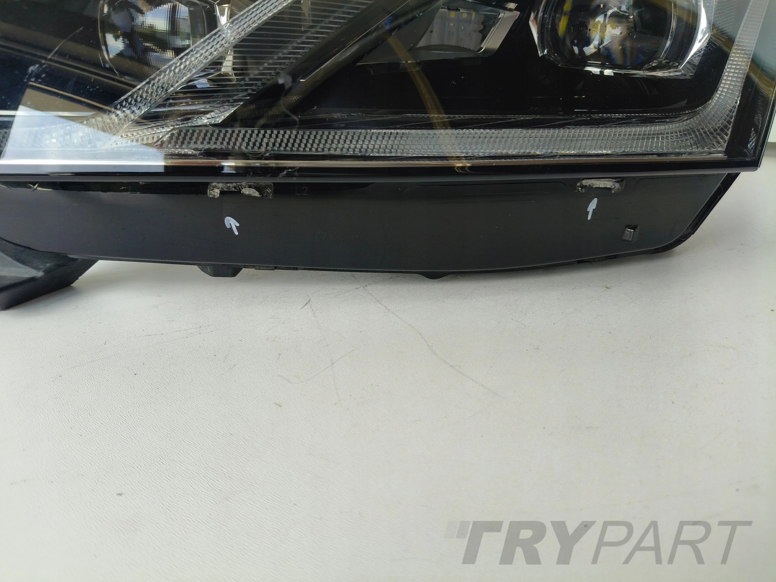LEFT HEADLIGHT SKODA OCTAVIA 4 IV 5E3 20- FULL LED