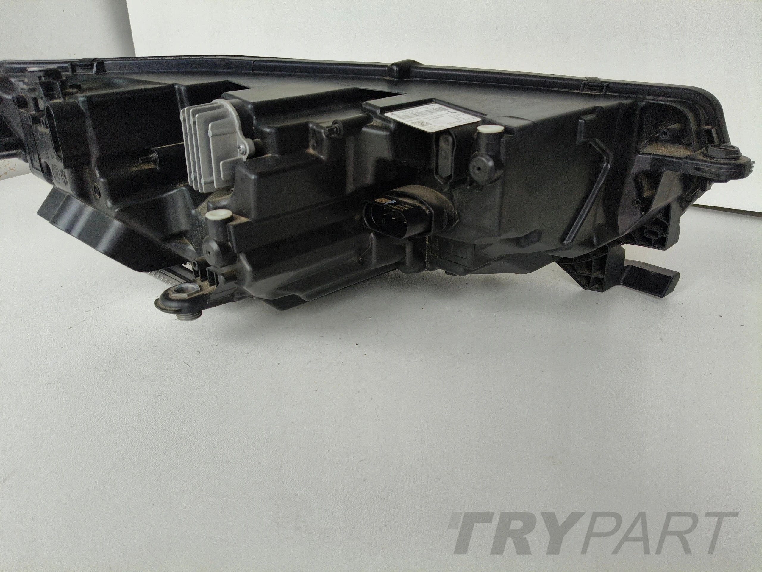 LEFT HEADLIGHT SKODA OCTAVIA 4 IV 5E3 20- FULL LED