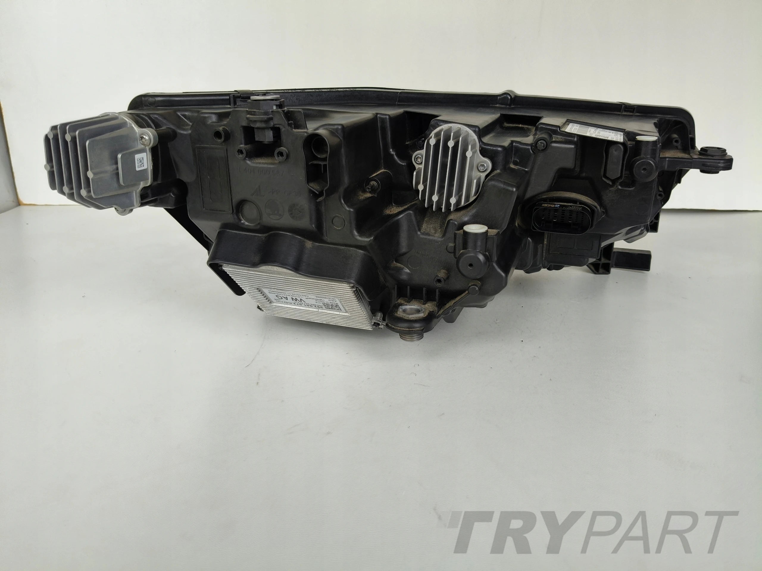 LEFT HEADLIGHT SKODA OCTAVIA 4 IV 5E3 20- FULL LED