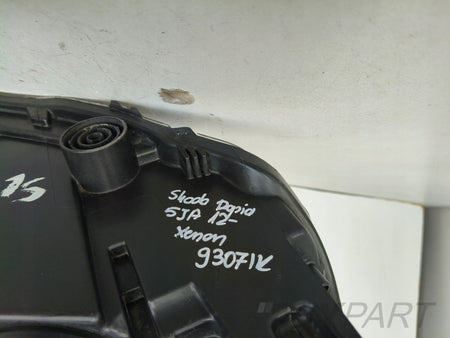 LEFT HEADLIGHT SKODA RAPID 5JA 12- XENON