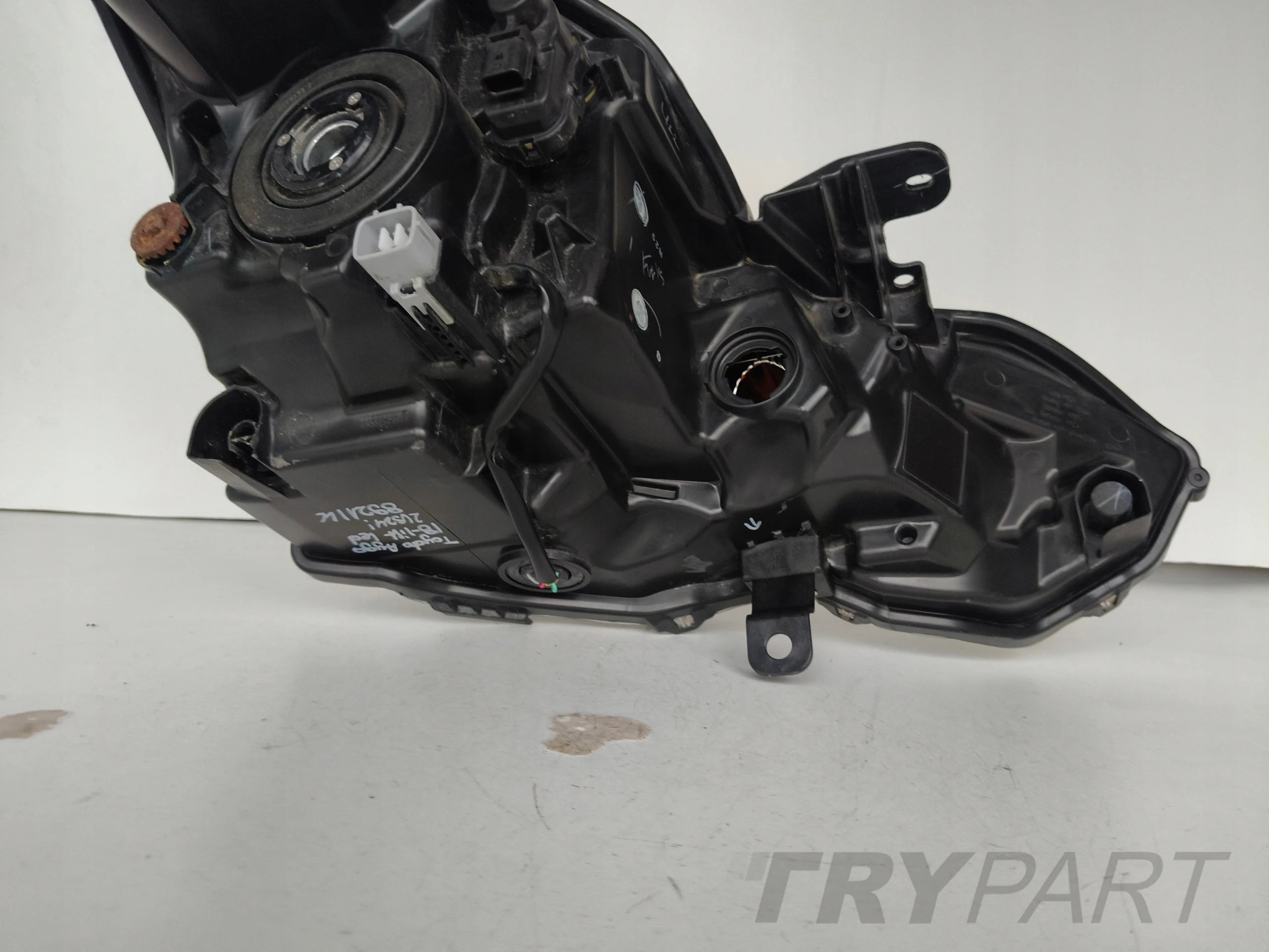 LEFT HEADLIGHT TOYOTA AYGO 18- FACELIFT LED