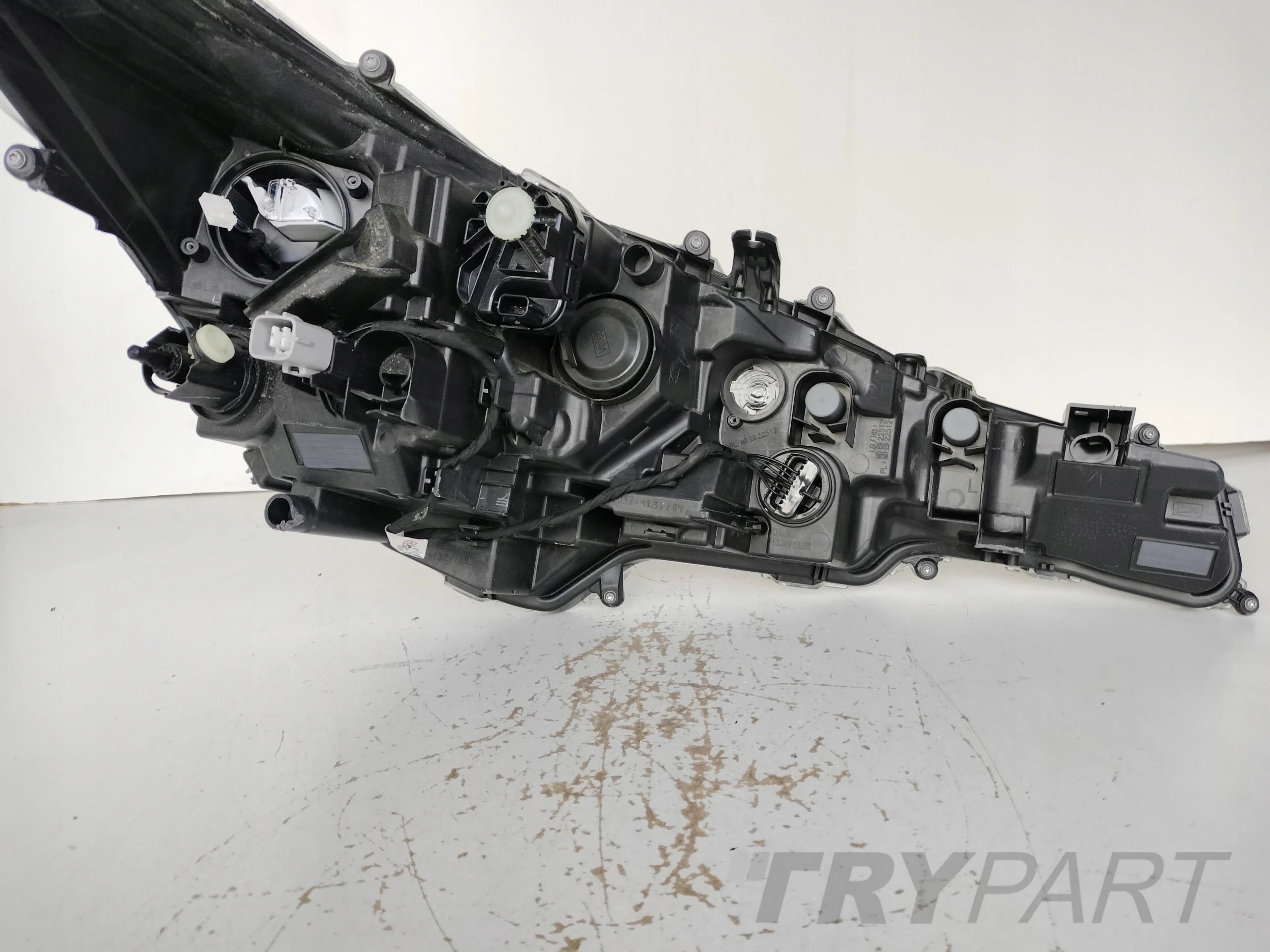 LEFT HEADLIGHT TOYOTA COROLLA E21 19- FULL LED