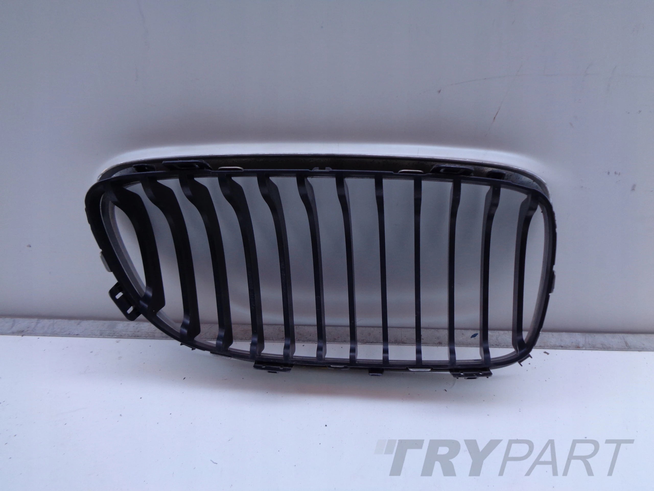 LEFT KIDNEY GRILLE VENT BMW 3 E90 E91 08- LIFT