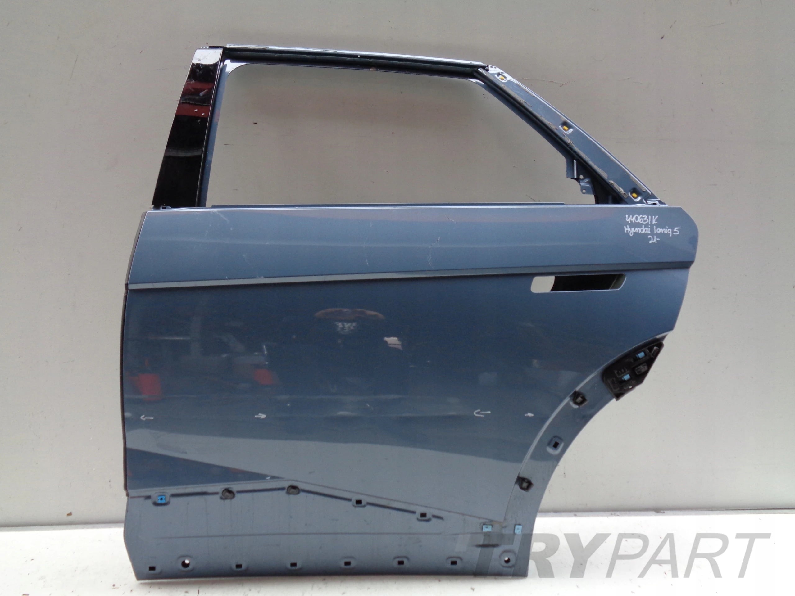 LEFT REAR DOOR HYUNDAI IONIQ 5 21- NR 44063