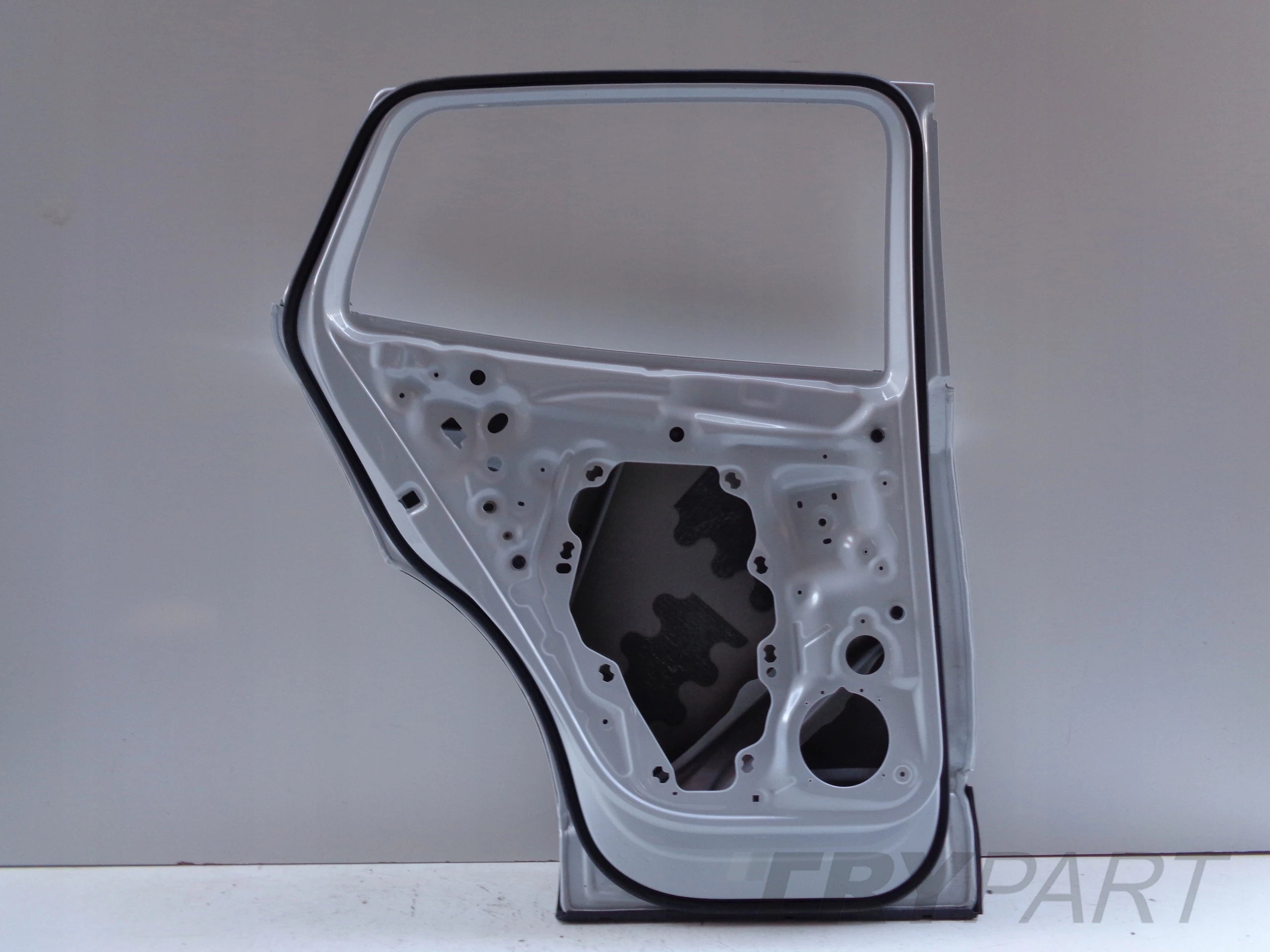 LEFT REAR DOOR VW ID4 11A 21- NO. 51172
