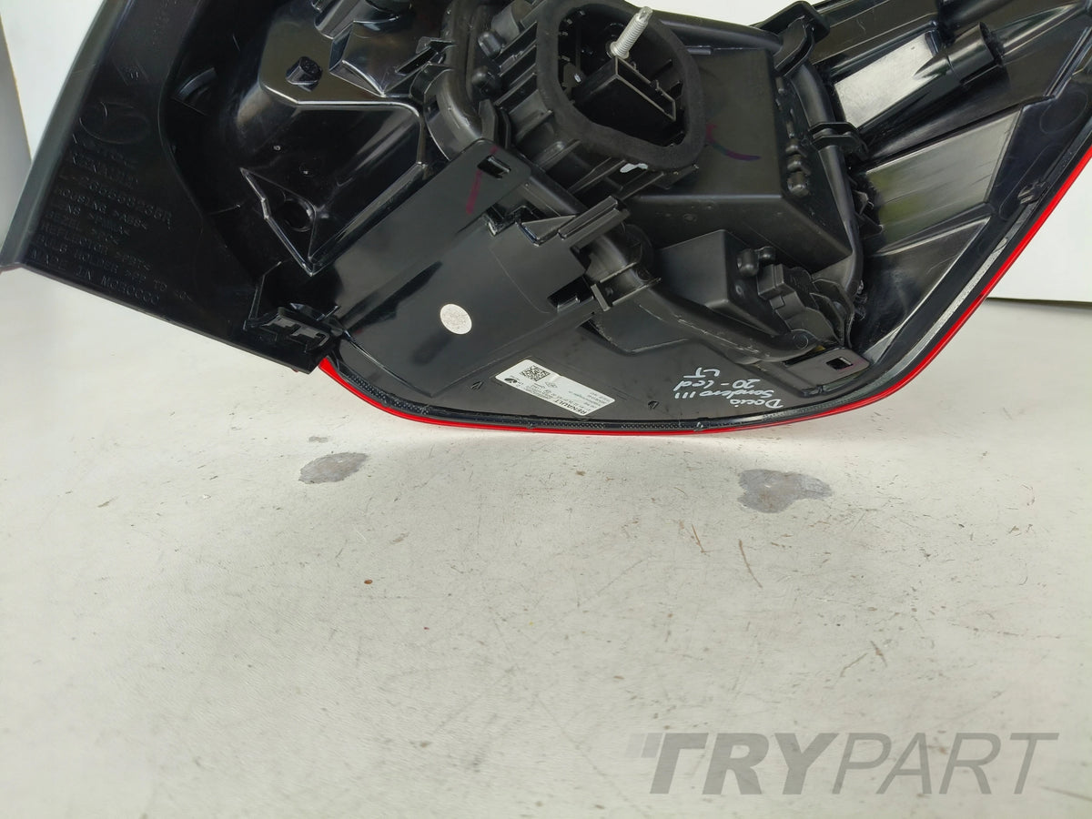 LEFT REAR LIGHT DACIA SANDERO III 20-