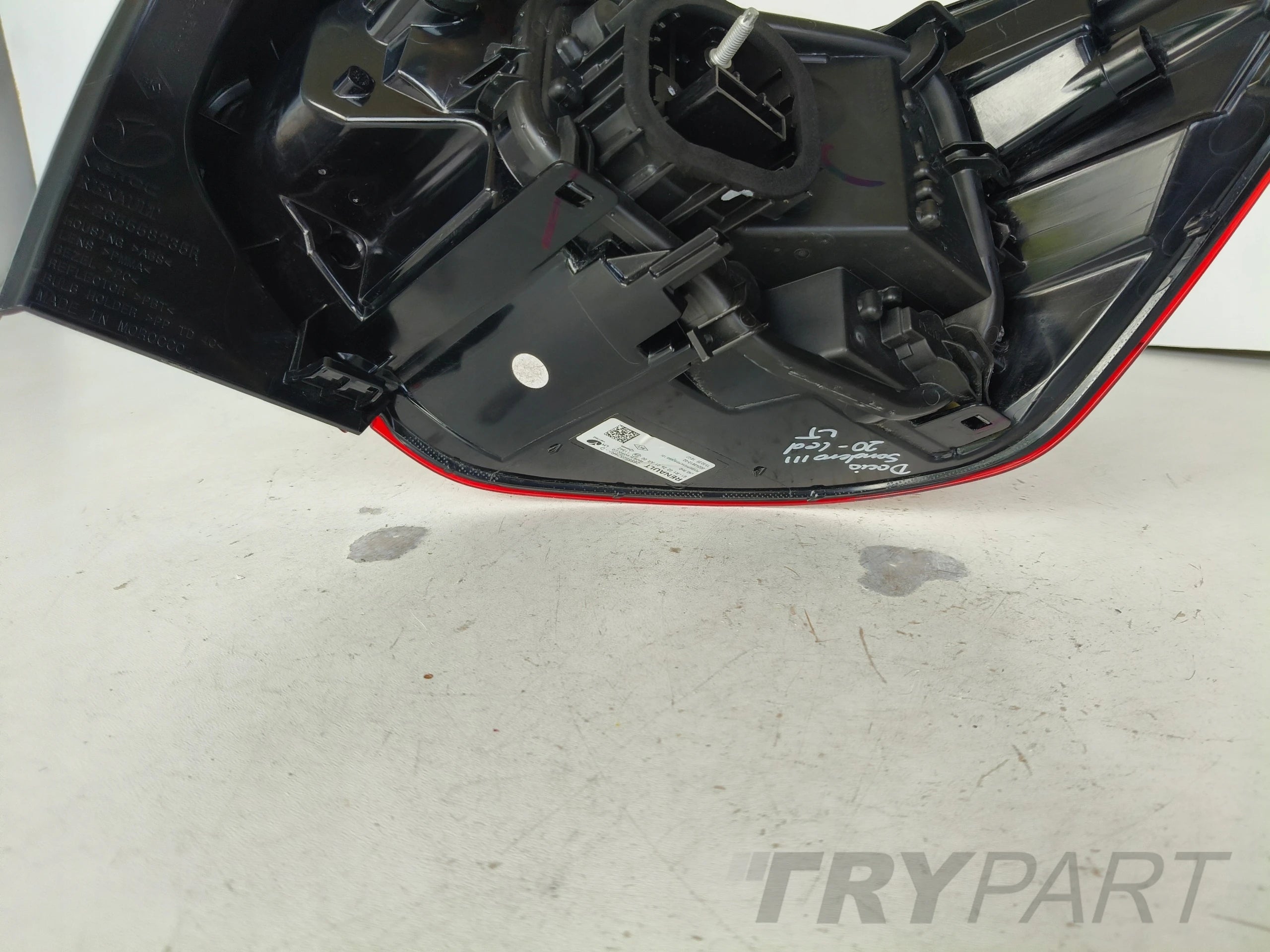 LEFT REAR LIGHT DACIA SANDERO III 20-