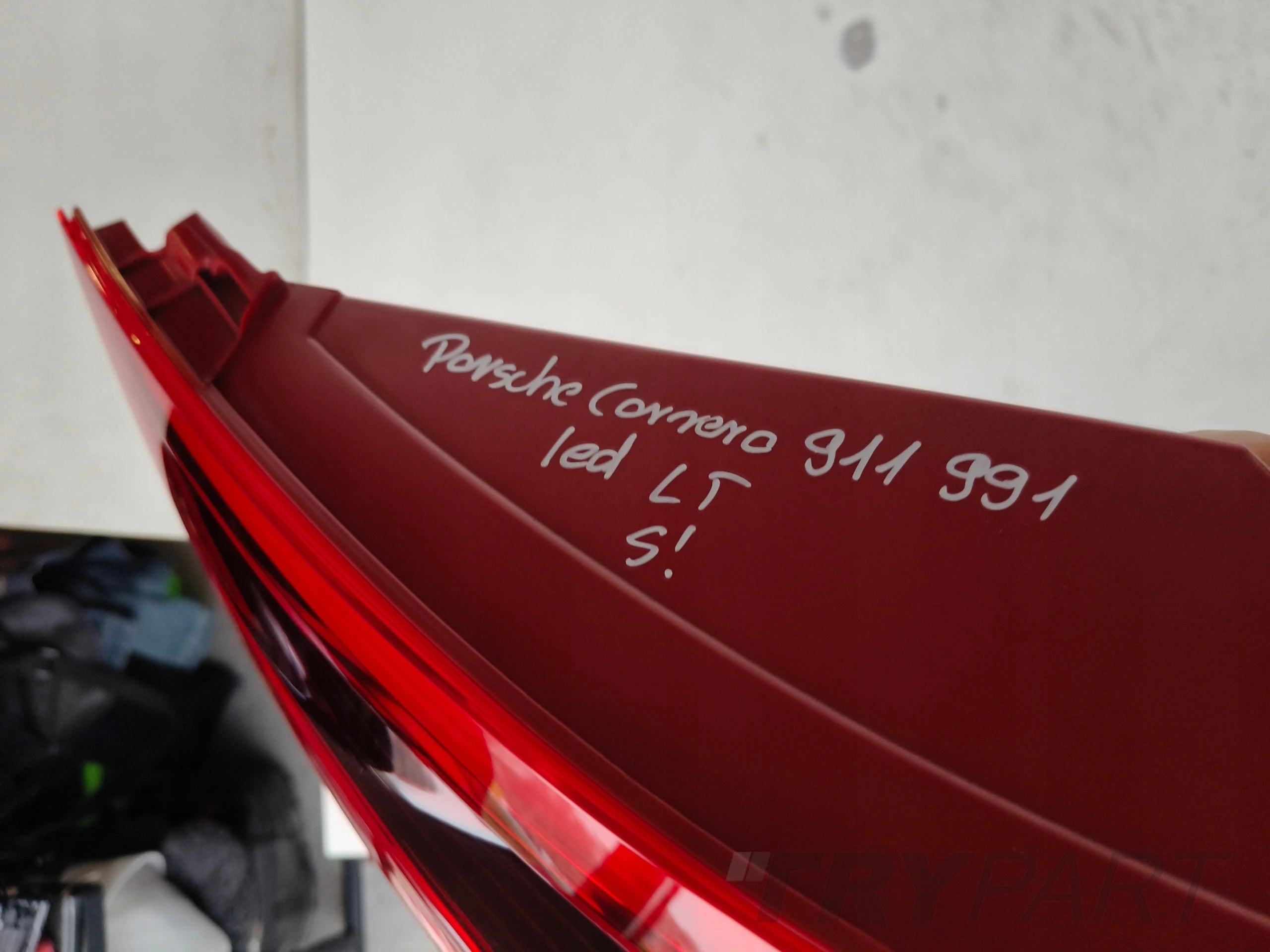 LEFT REAR LIGHT PORSCHE CARRERA 911 991 GTS 16- LIFT LED