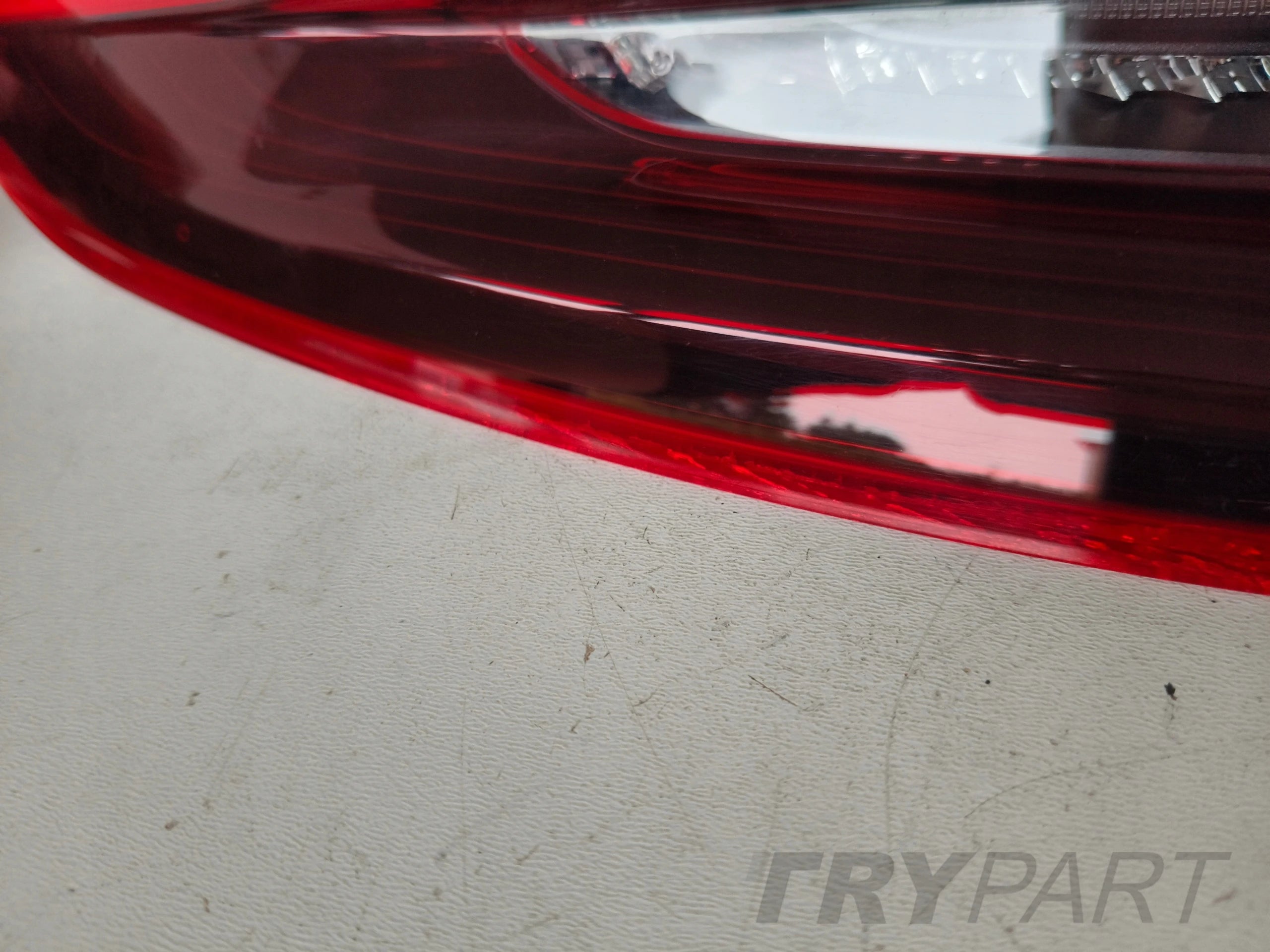 LEFT REAR LIGHT PORSCHE CARRERA 911 991 GTS 16- LIFT LED