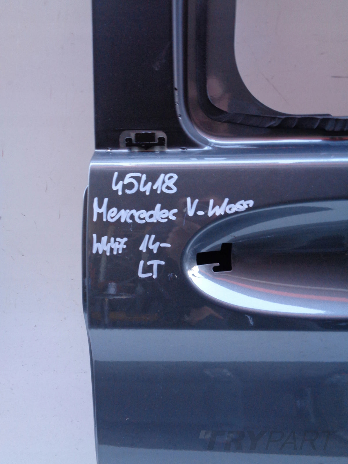 LEFT REAR SLIDING DOOR MERCEDES V-CLASS W447 14- NO. 45418