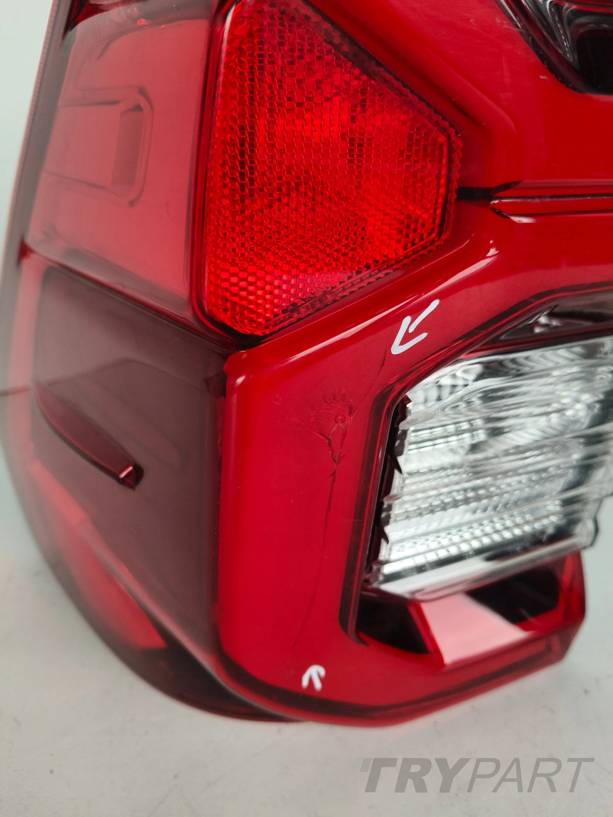 LEFT REAR TAIL LIGHT TOYOTA HILUX VIII 20- LED
