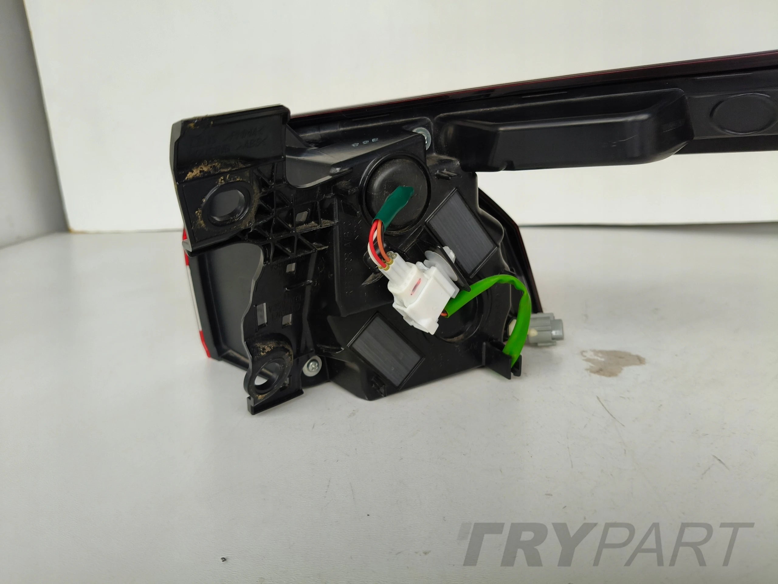LEFT TAIL LIGHT NISSAN QASHQAI III 20- LED