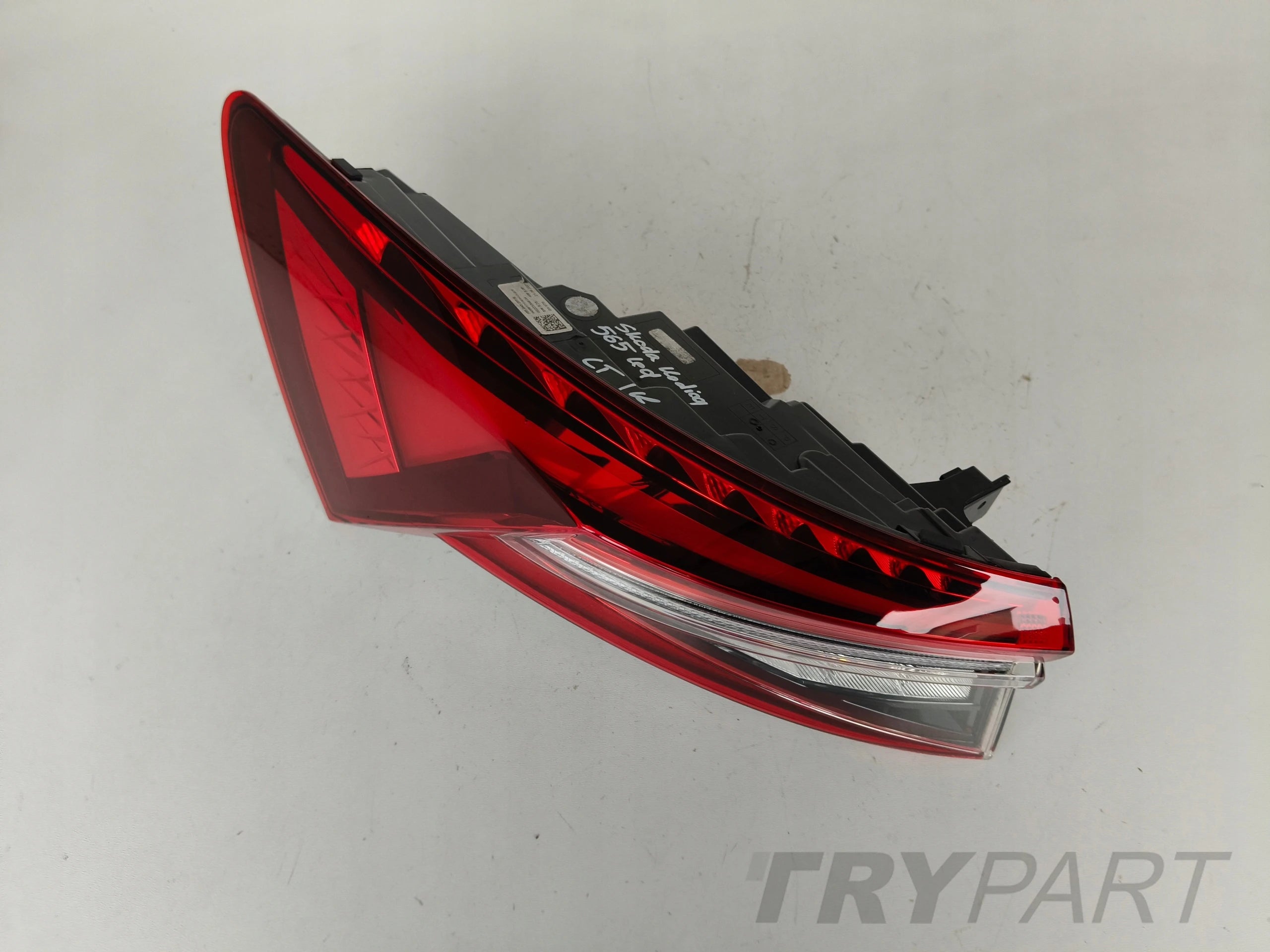 LEFT TAILLIGHT SKODA KODIAQ 565 21- LIFT LED