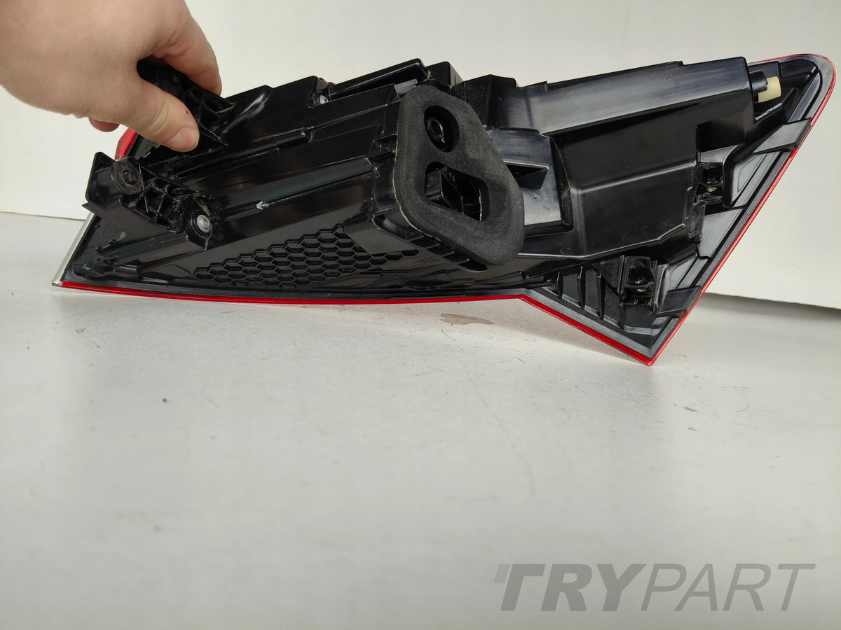 LEFT TAILLIGHT SKODA KODIAQ 565 21- LIFT LED