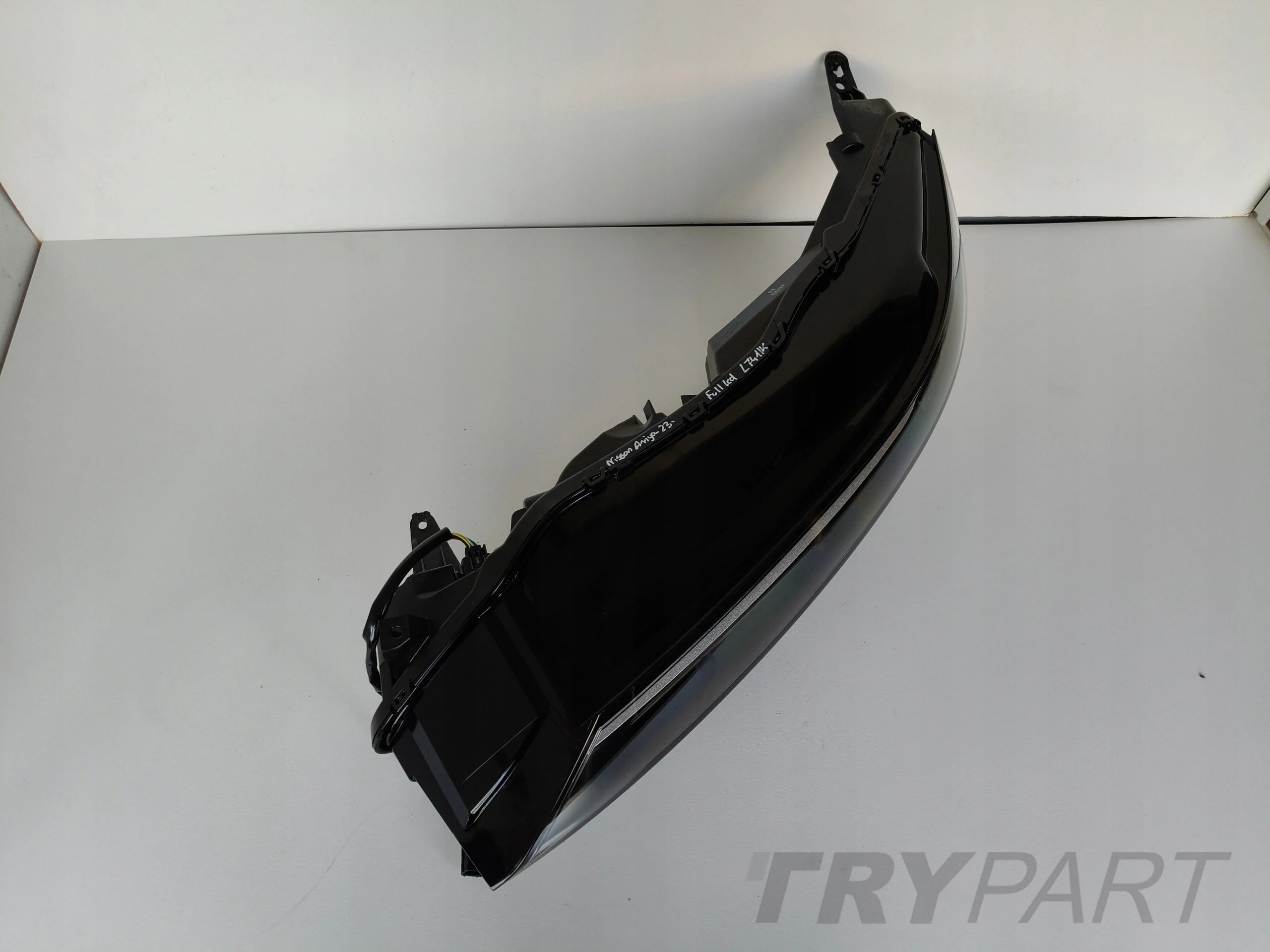 LEFT UPPER HEADLIGHT NISSAN ARIYA 23- FULL LED