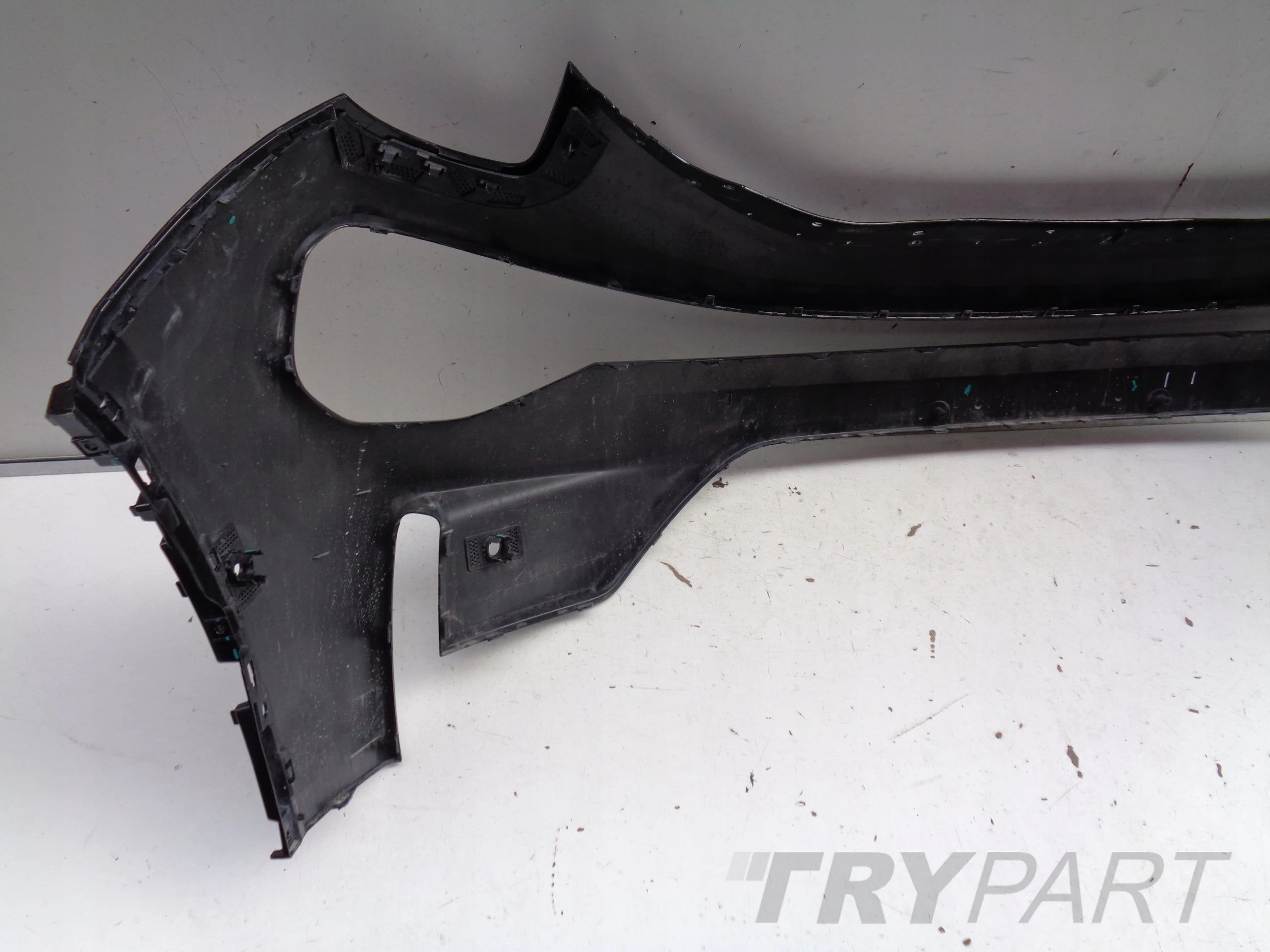 LYNK&CO 01 FRONT BUMPER NO. 41580