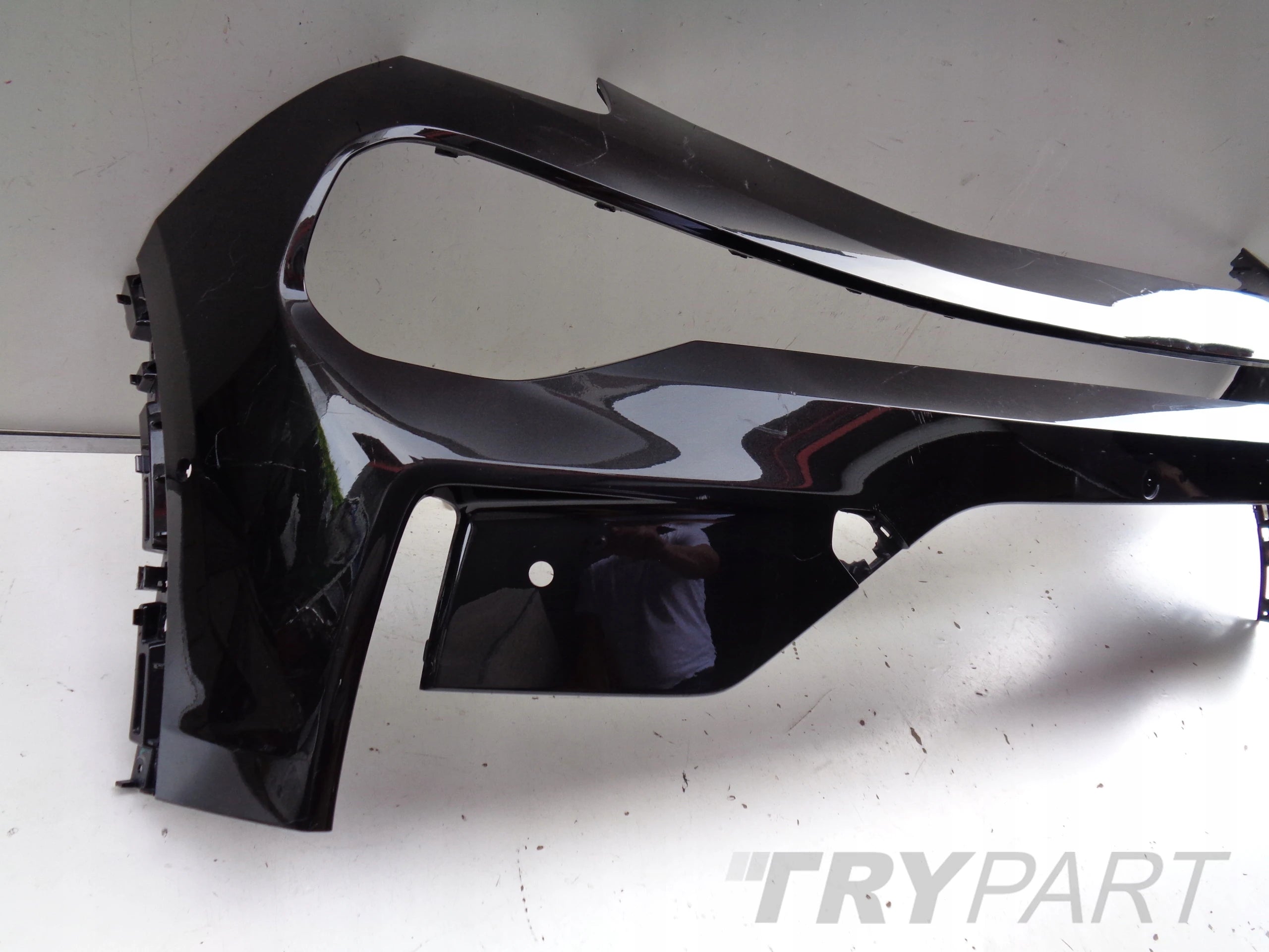 LYNK&CO 01 FRONT BUMPER NO. 41580