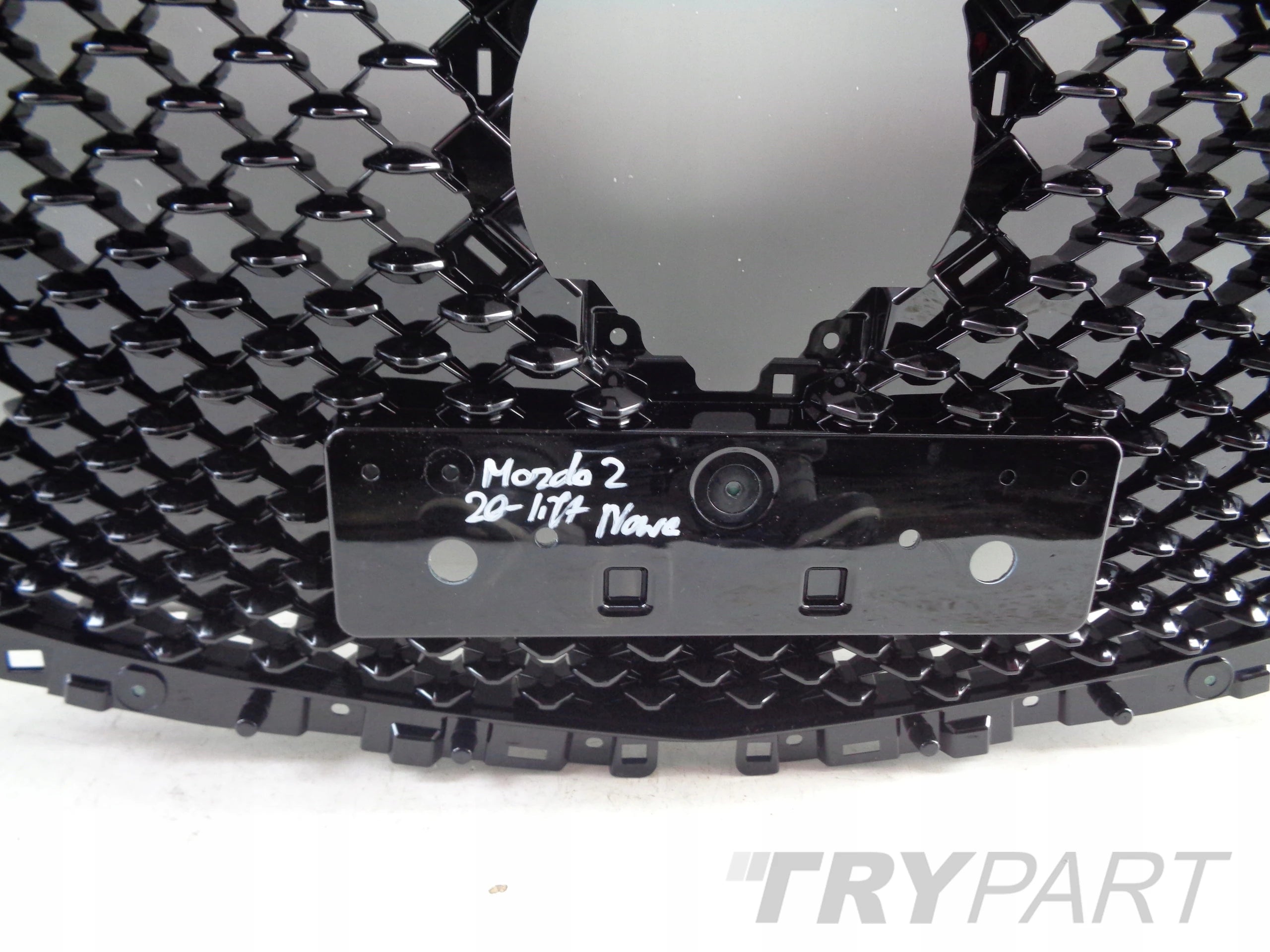MAZDA 2 20- LIFT Grille Frame