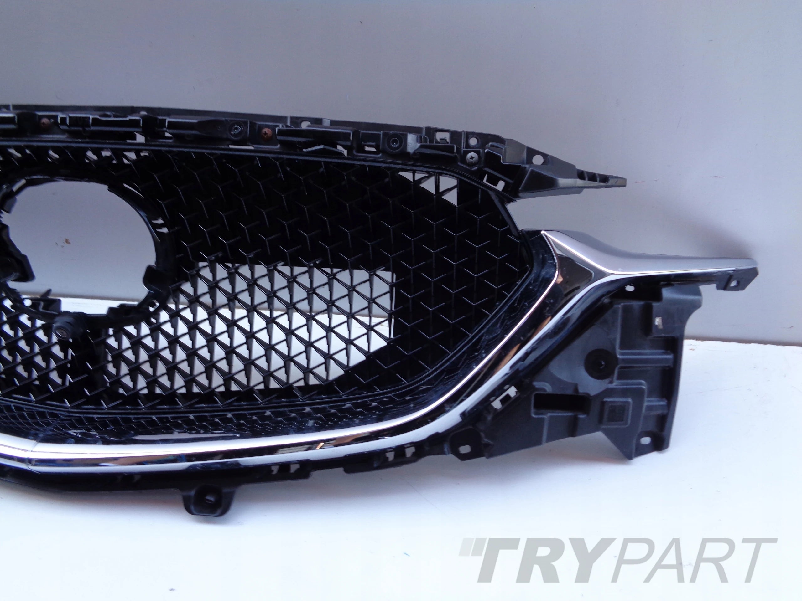 MAZDA CX5 II 17- Radiator Grille Cover with Camera Hole