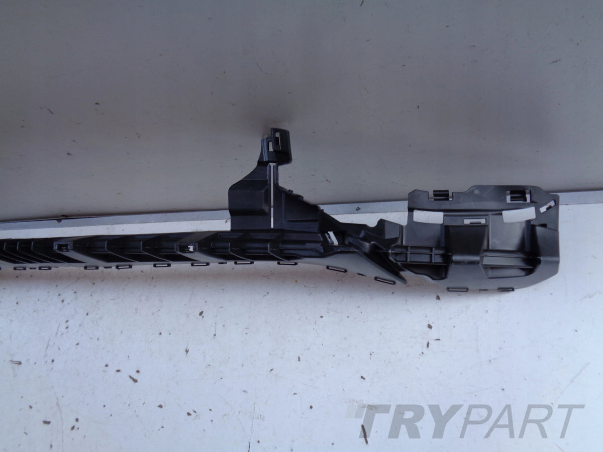 MERCEDES C-CLASS W206 21- LOWER BUMPER REINFORCEMENT