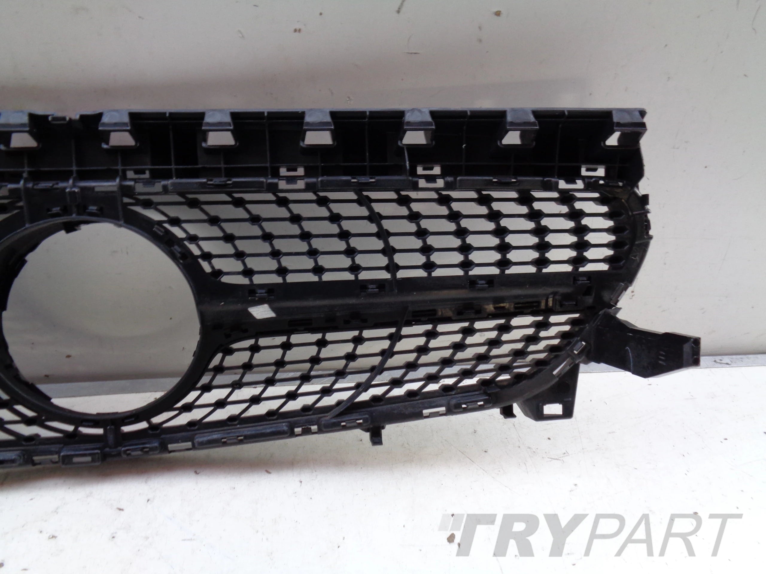 MERCEDES CLA W117 15- FACELIFT DIAMOND STYLE GRILLE