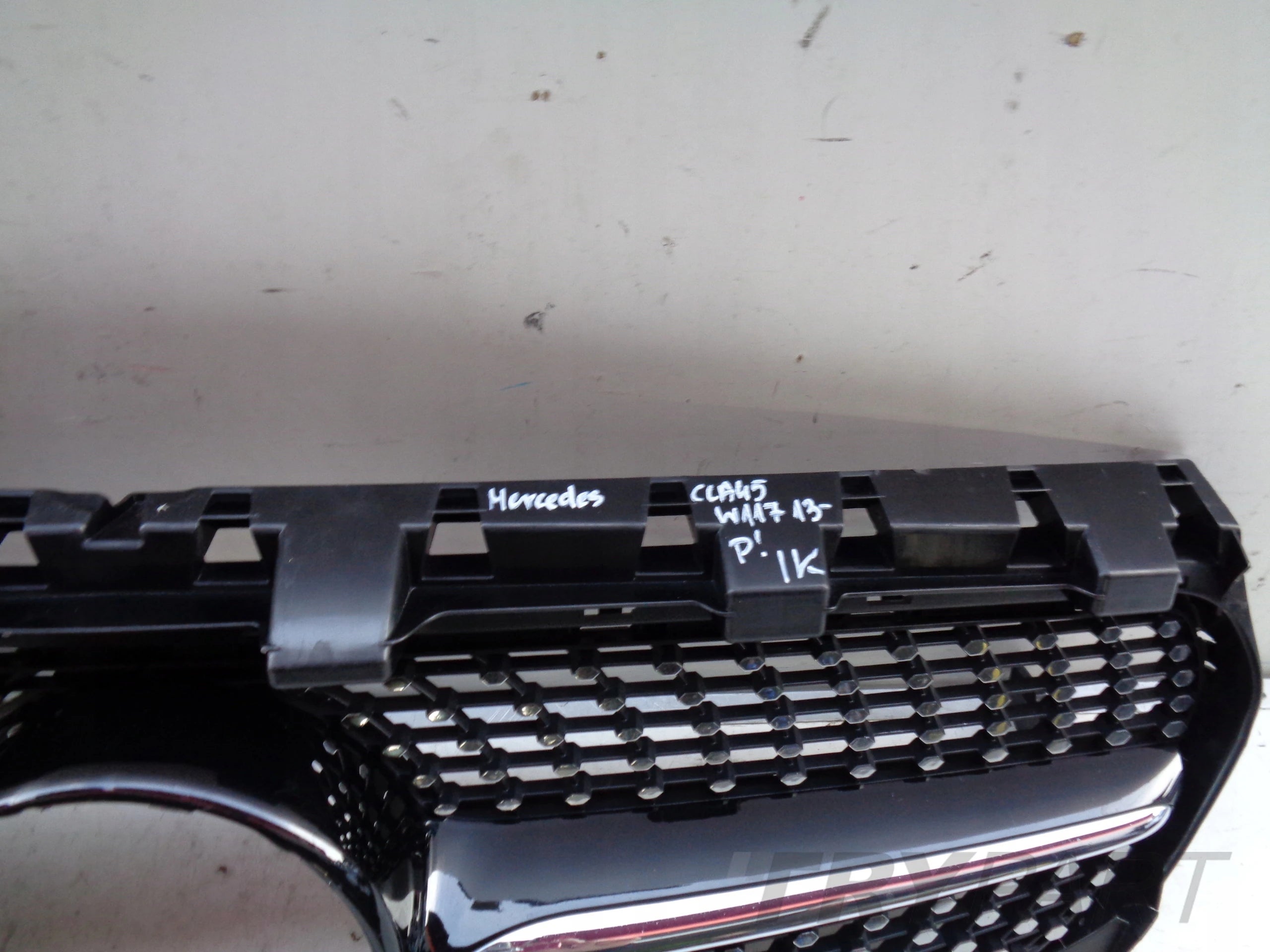 MERCEDES CLA W117 15- FACELIFT DIAMOND STYLE GRILLE