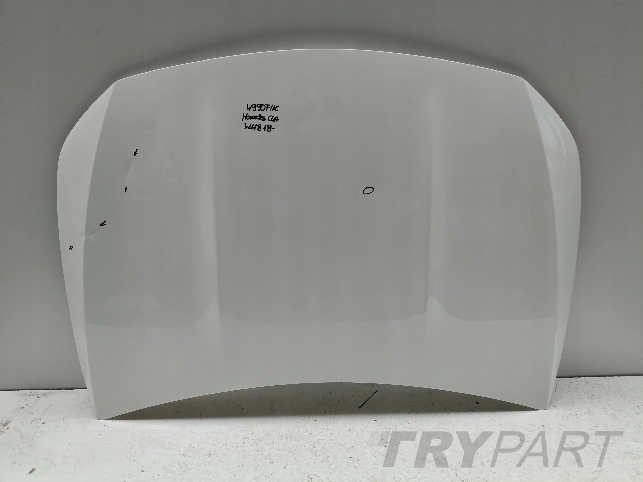 MERCEDES CLA W118 18- ENGINE HOOD COVER NO. 49907