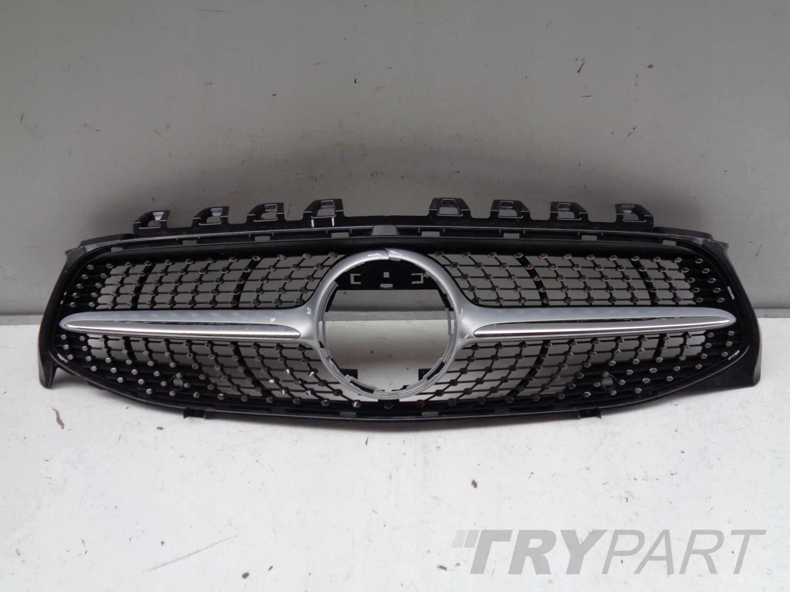MERCEDES CLA W118 18- GRILLE