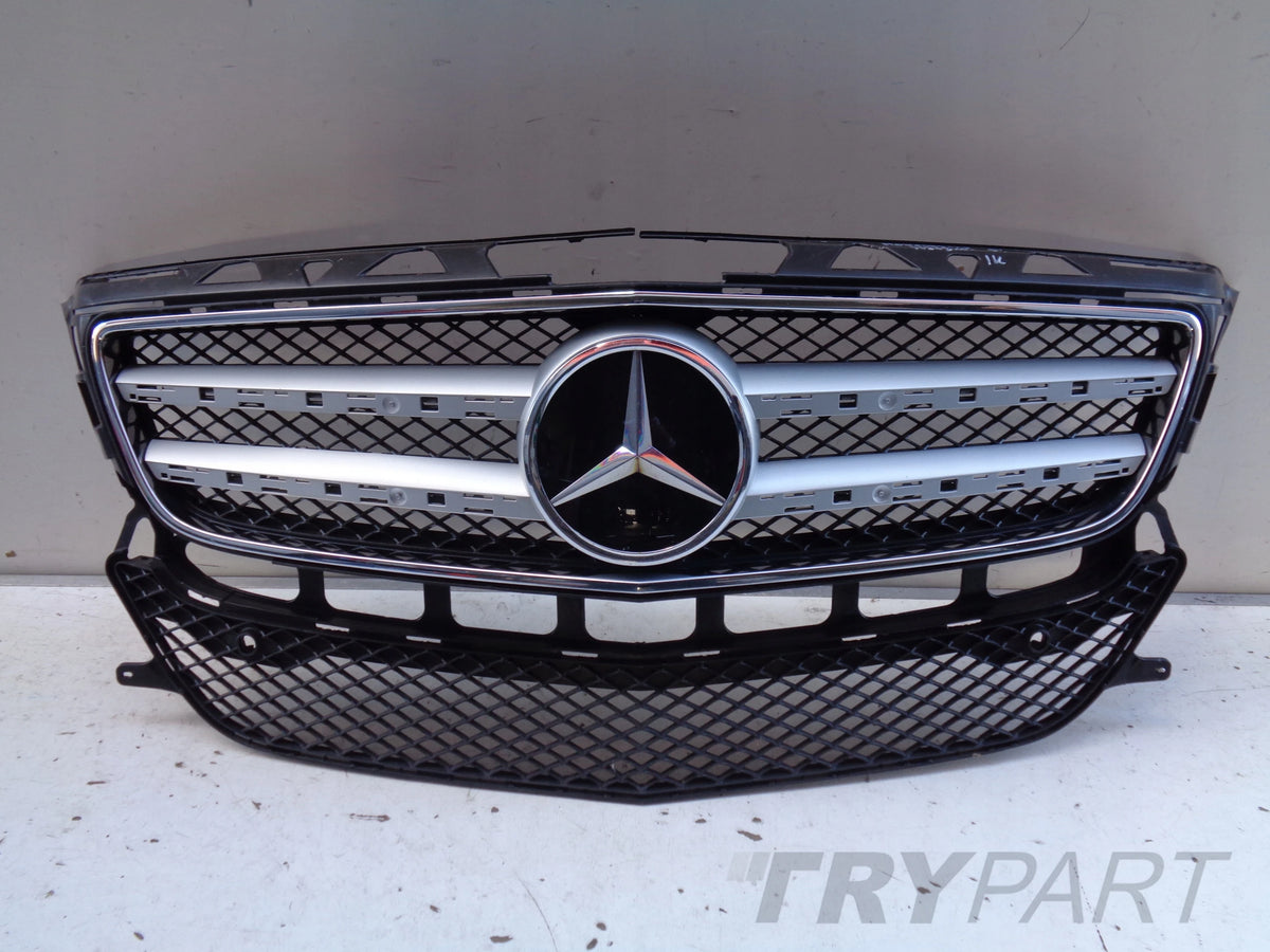 MERCEDES CLS W218 10- GRILLE FOR RADAR