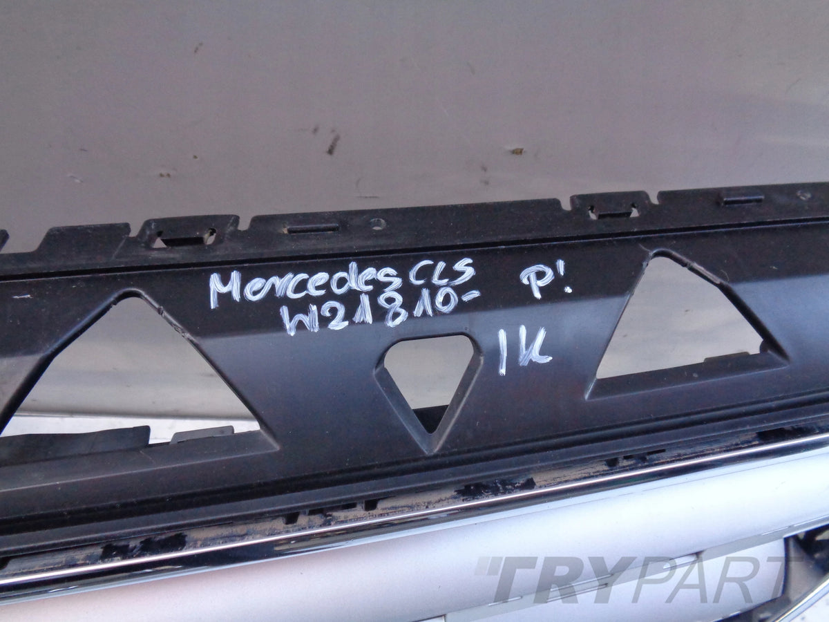 MERCEDES CLS W218 10- GRILLE FOR RADAR