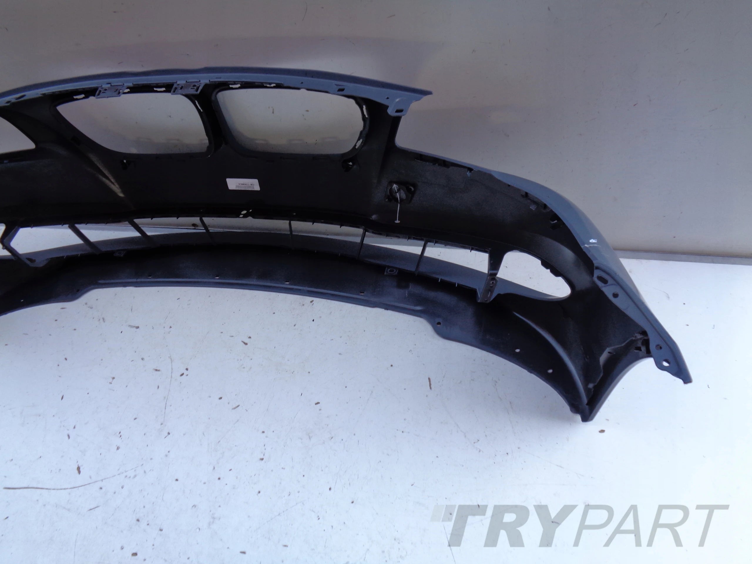 NEW FRONT BUMPER FOR BMW 5 F10 F11 10-13 NO. 37079