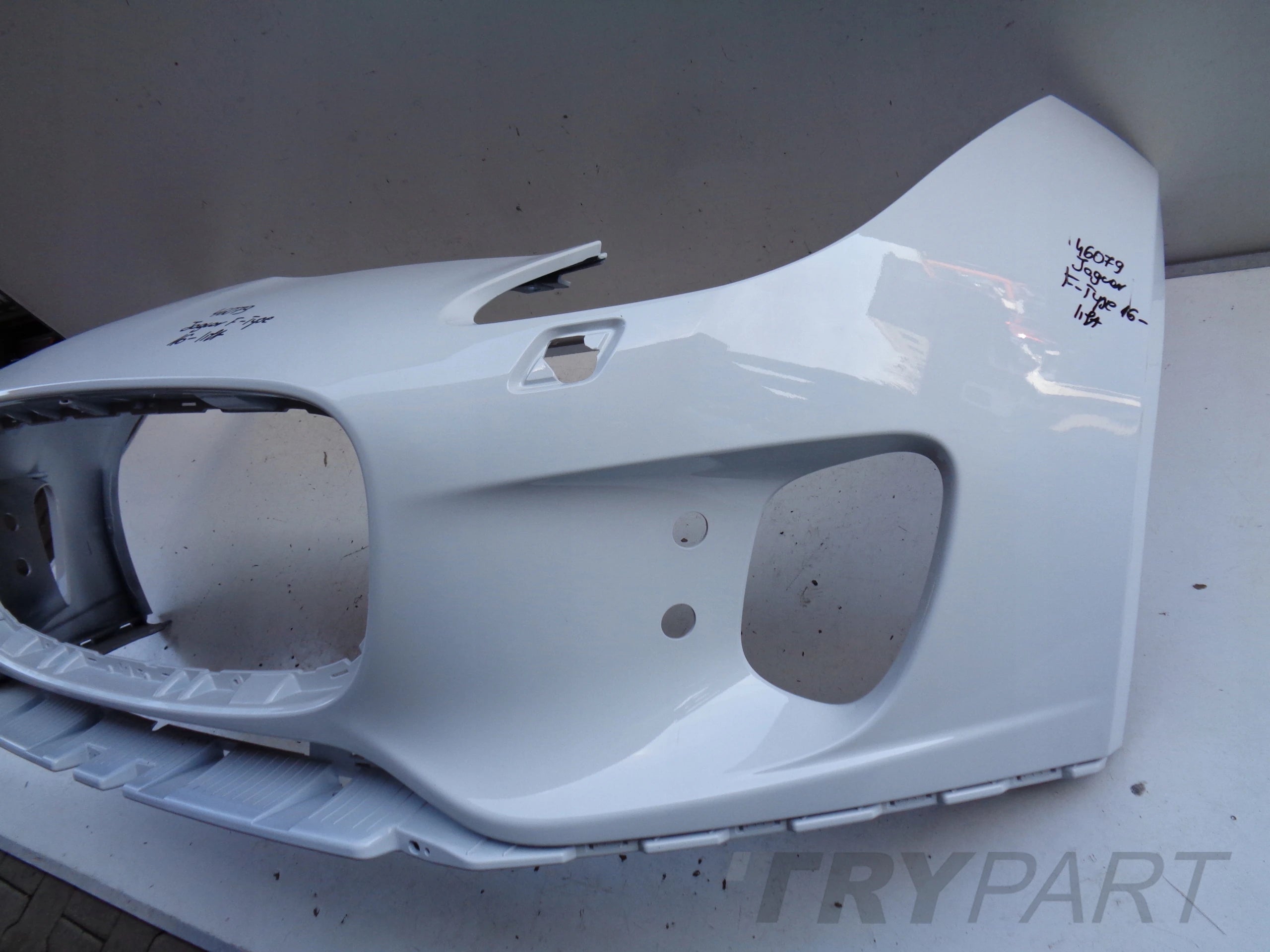 NEW FRONT BUMPER JAGUAR F-TYPE 16- FACELIFT NO. 46079