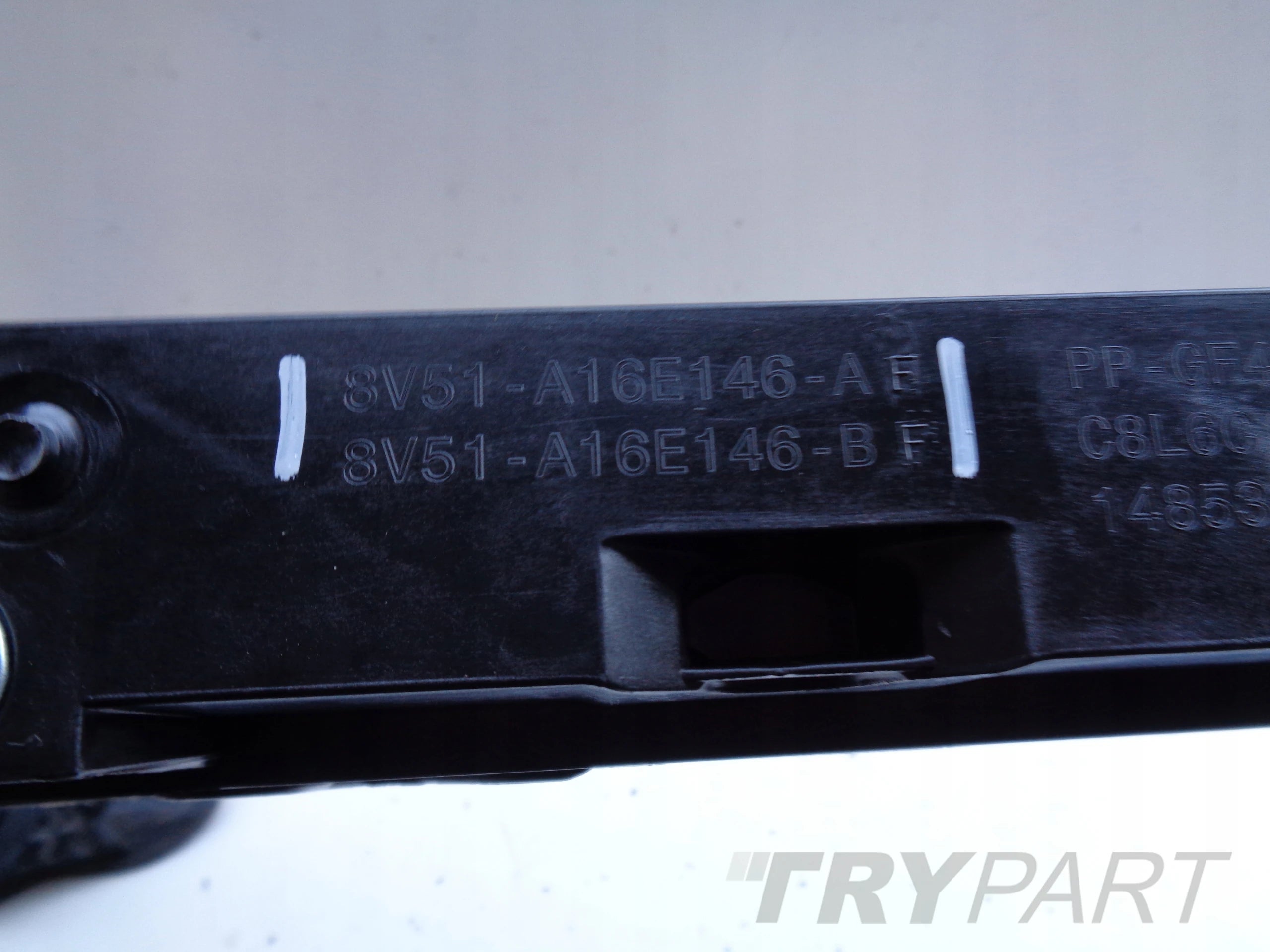 NEW FRONT BUMPER REINFORCEMENT FORD FIESTA MK7 08-