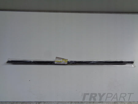 NEW FRONT RIGHT DOOR MOLDING SKODA OCTAVIA III