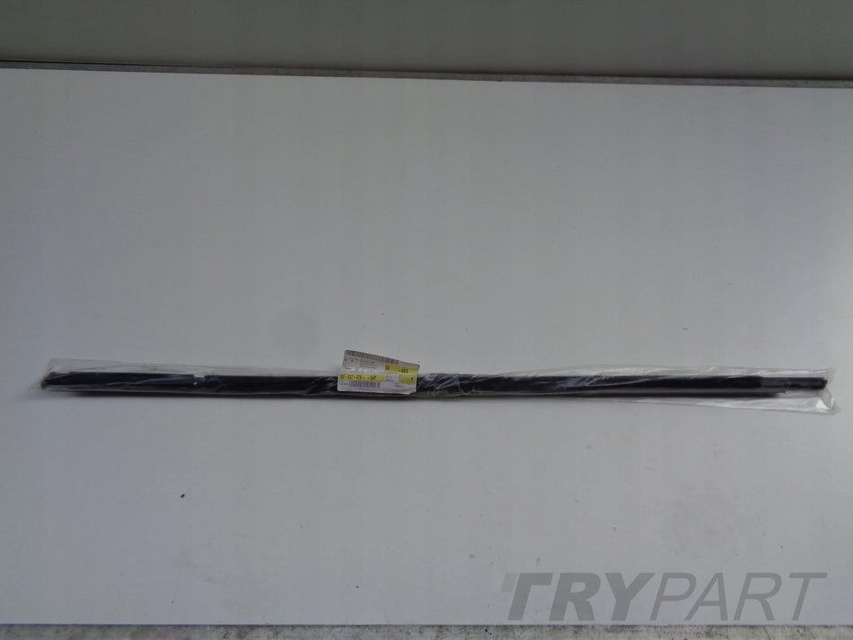 NEW FRONT RIGHT DOOR MOLDING SKODA OCTAVIA III